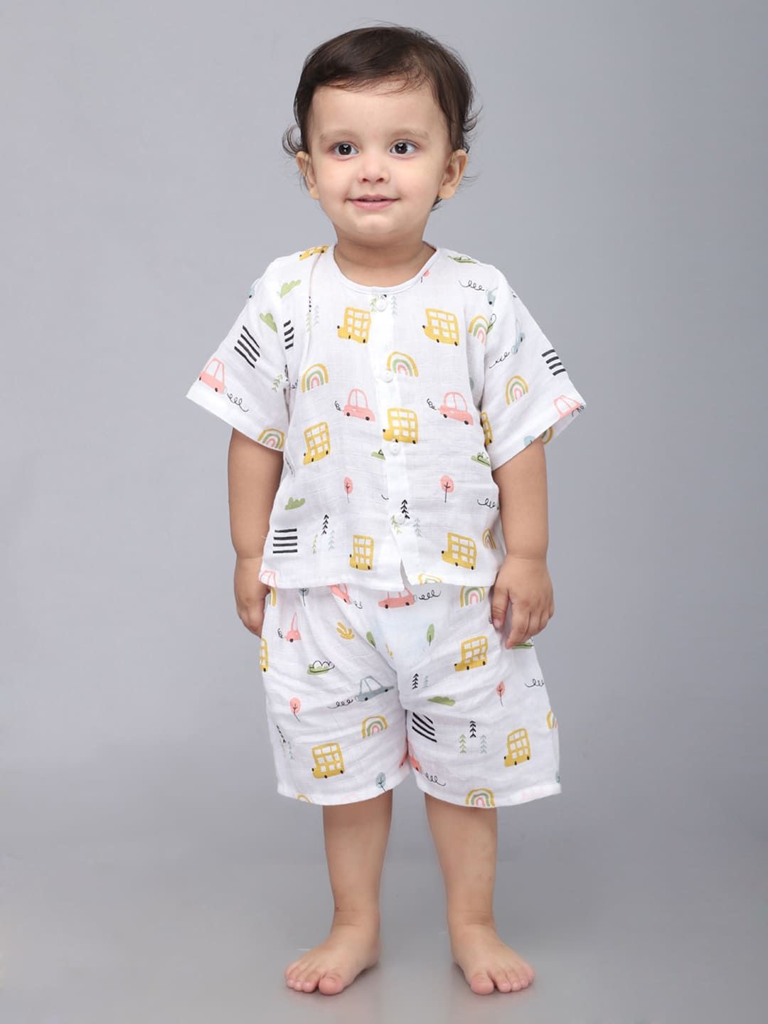 

Biglilpeople Unisex Kids Printed Top with Shorts, White