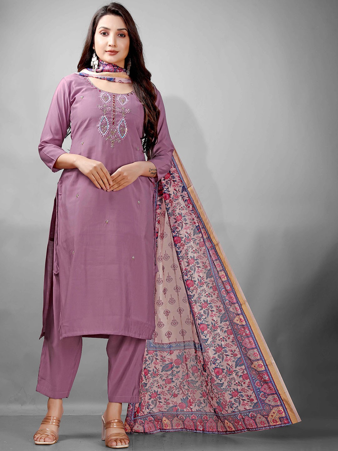 

NE STYLE Women Ethnic Motifs Embroidered Regular Zardozi Kurta with Trousers & Dupatta, Pink