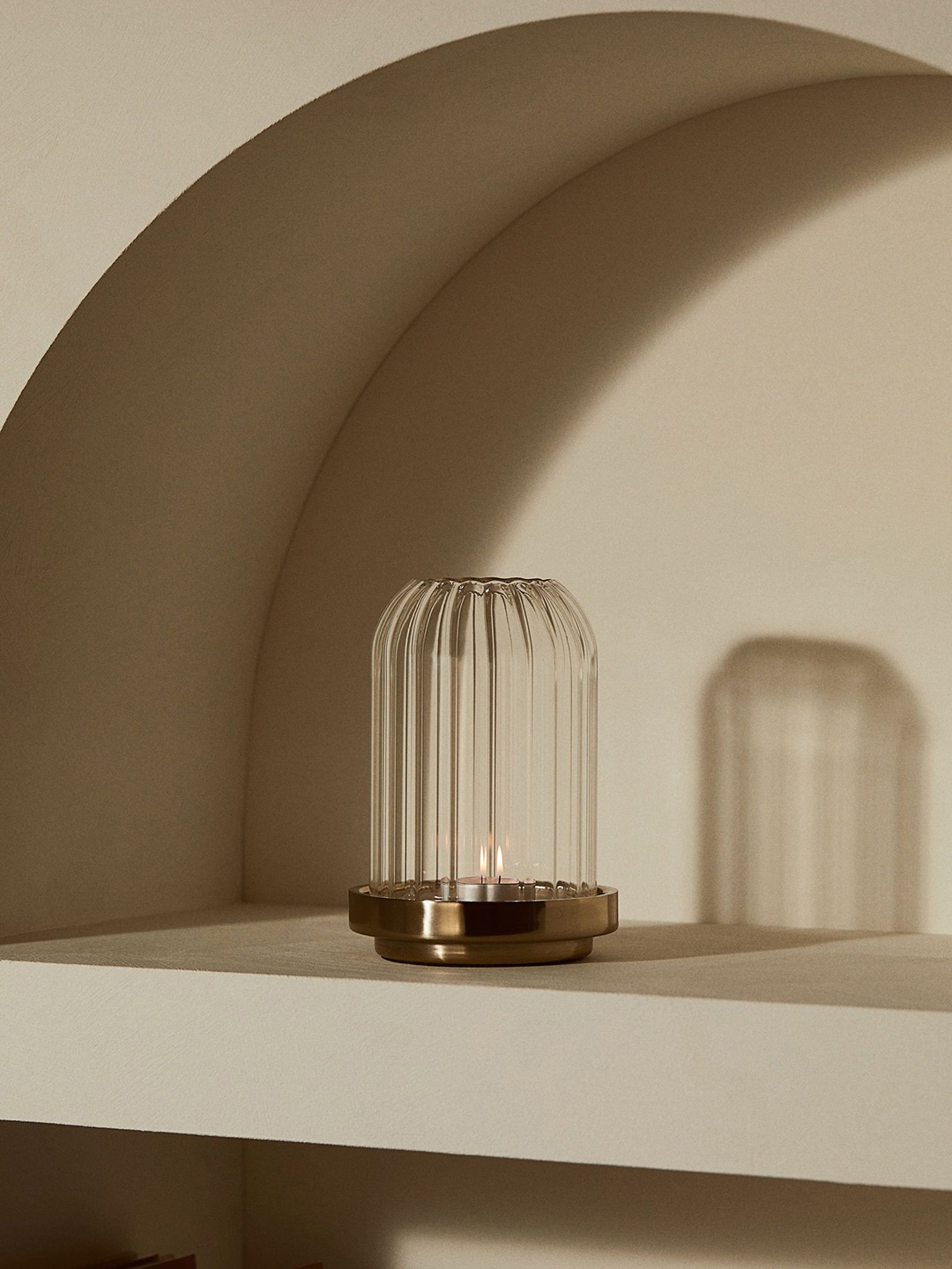 

H&M Gold Toned Candle Lantern In Clear Fluted Glass