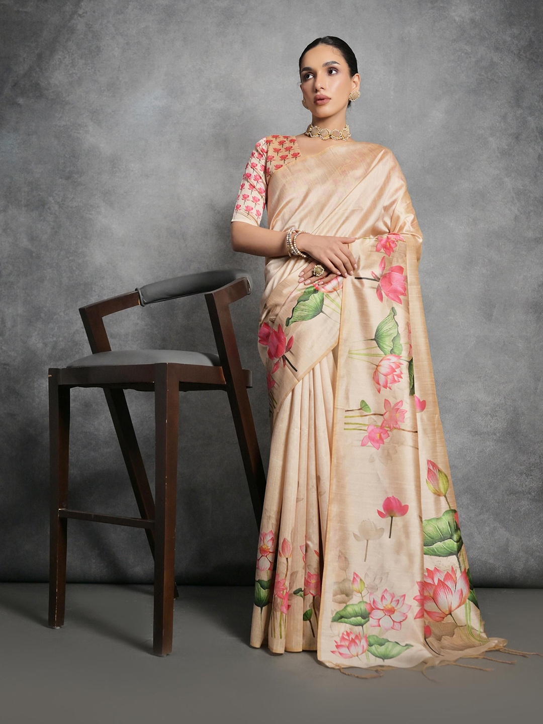 

Kandora Floral Printed Pure Silk Tussar Saree, Beige
