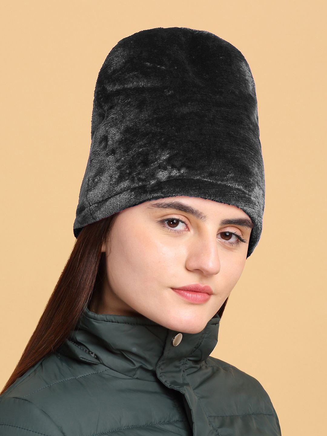 

KLOTTHE Women Woollen Beanie Caps, Black