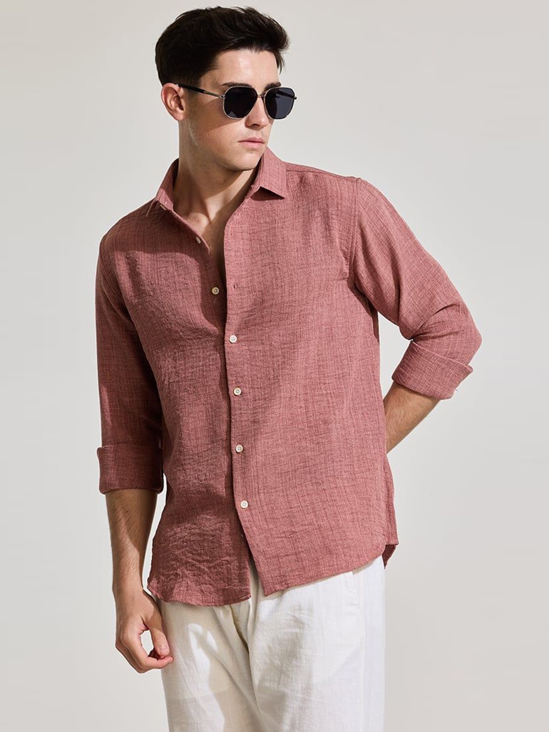 

Snitch Men Smart Spread Collar Solid Casual Shirt, Mauve