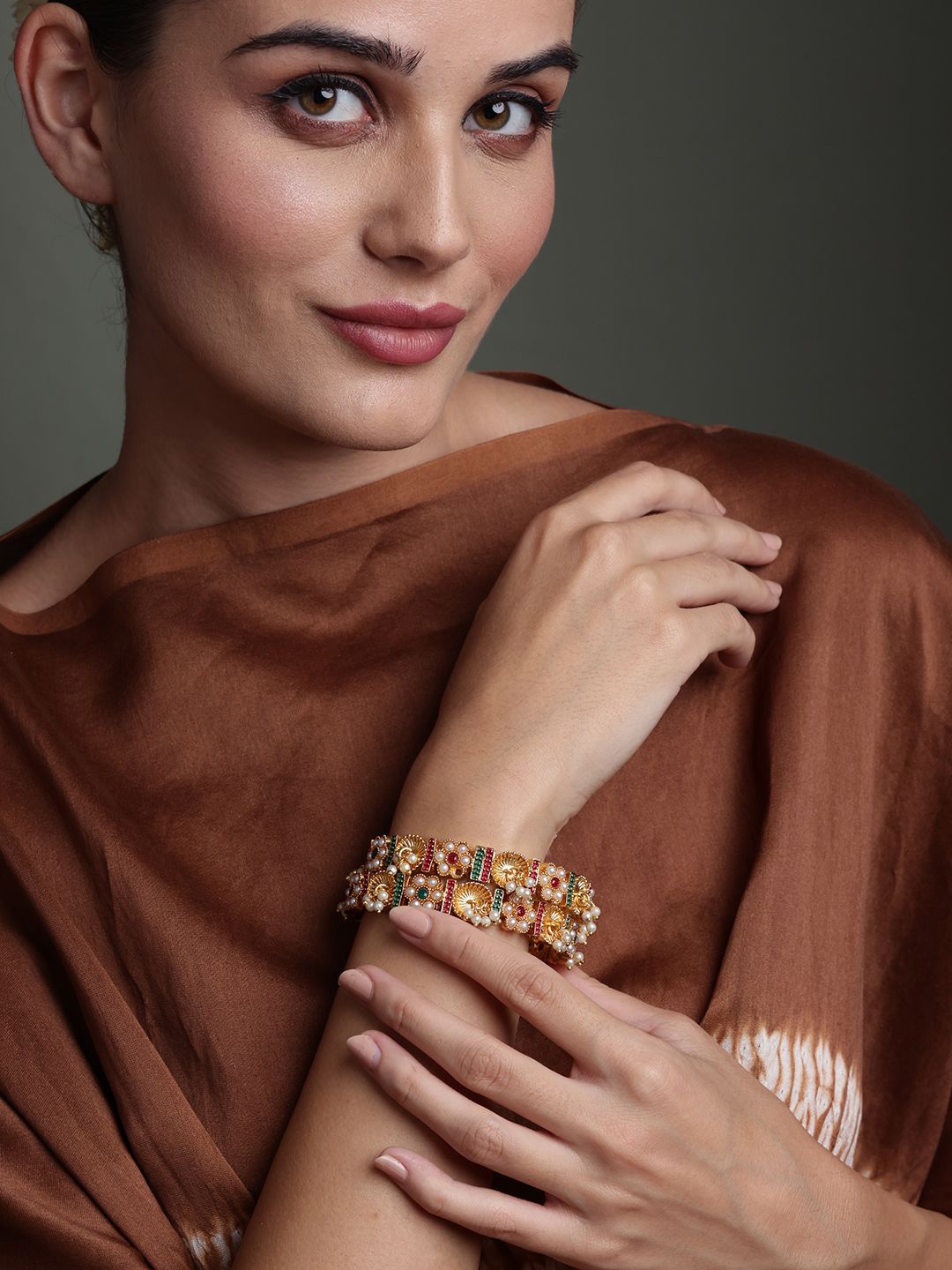 

PANASH Set of 2 Gold-Plated American Diamond Stone Studded Bangles