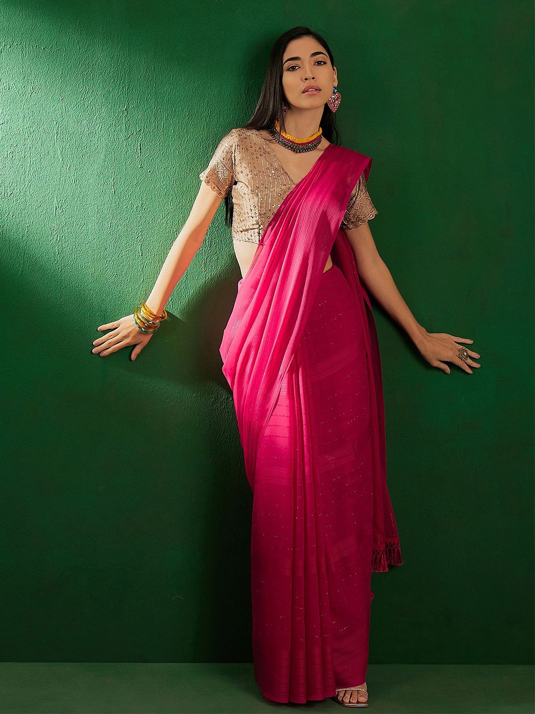 

Maroosh Striped Sequinned Saree, Pink