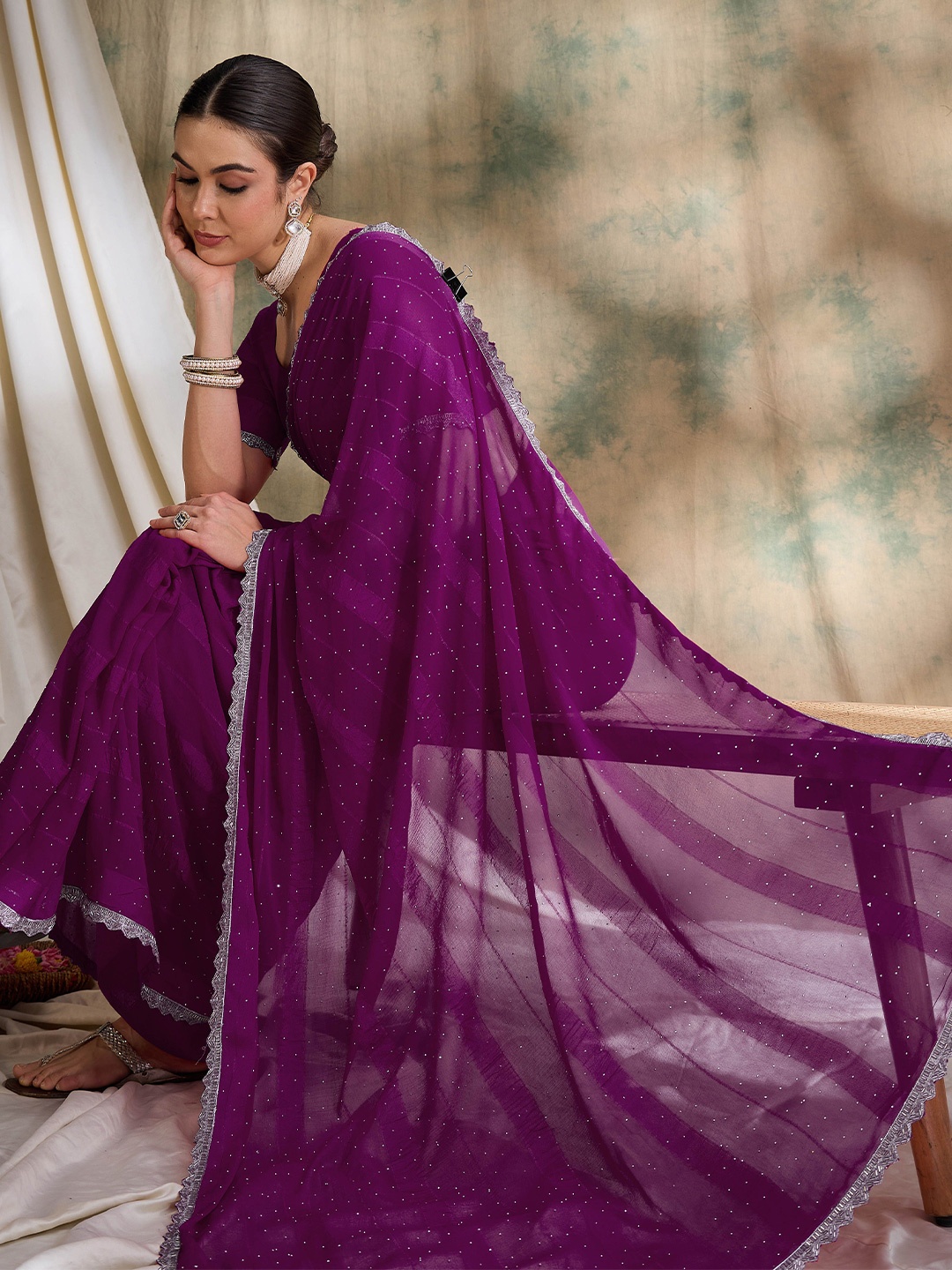 

Sangria Embellished Saree With Blouse, Purple