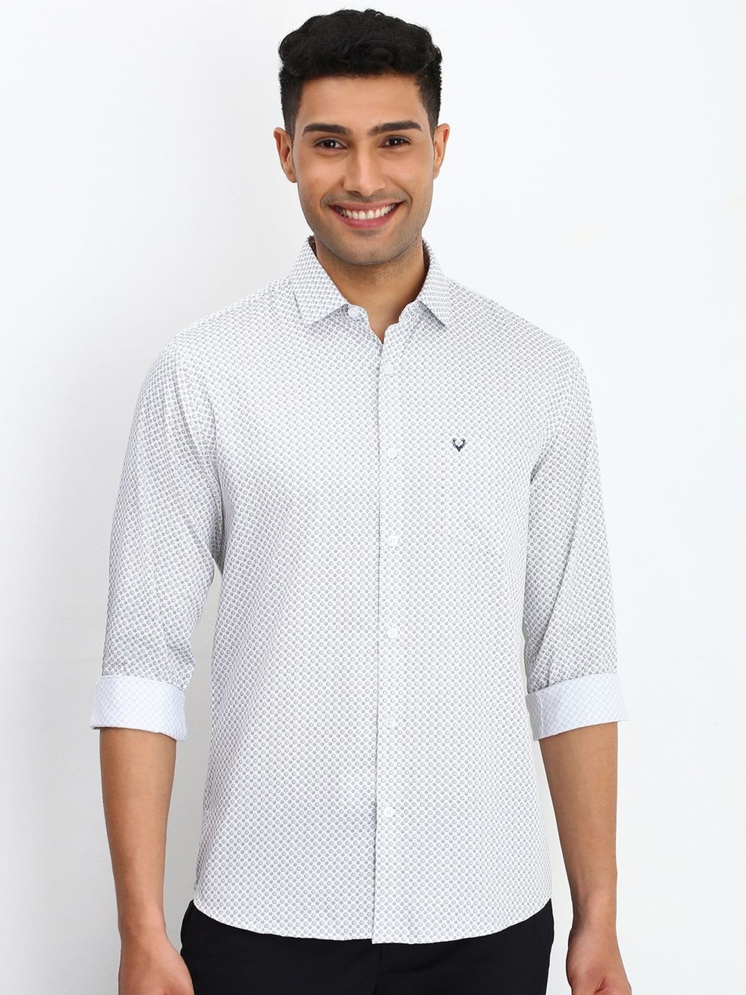 

Allen Solly Men Spread Collar Geometric Printed Cotton Slim Fit Casual Shirt, White