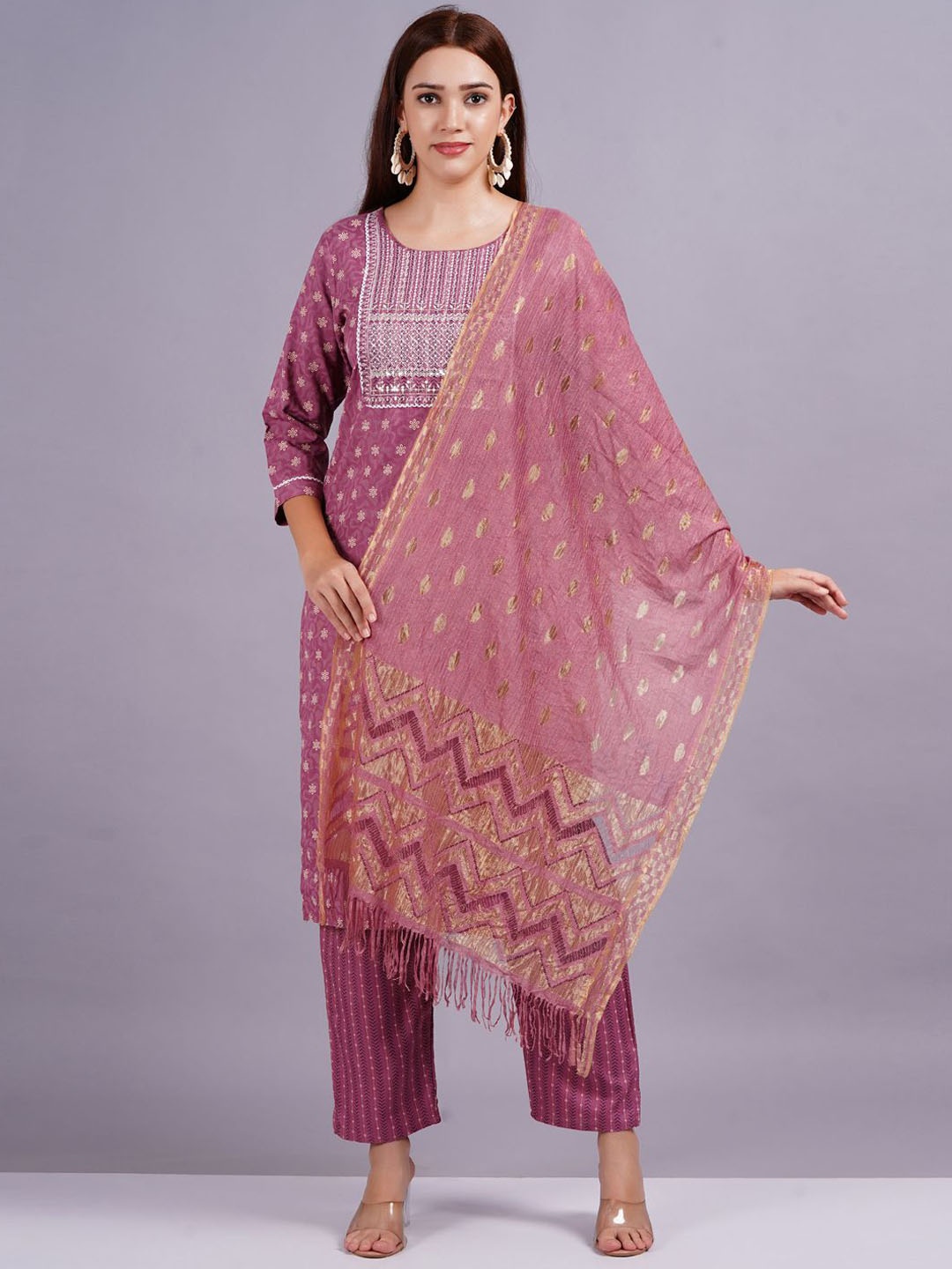 

KALINI Floral Printed Round Neck Three-Quarter Sleeves Kurta With Trouser With Dupatta, Maroon