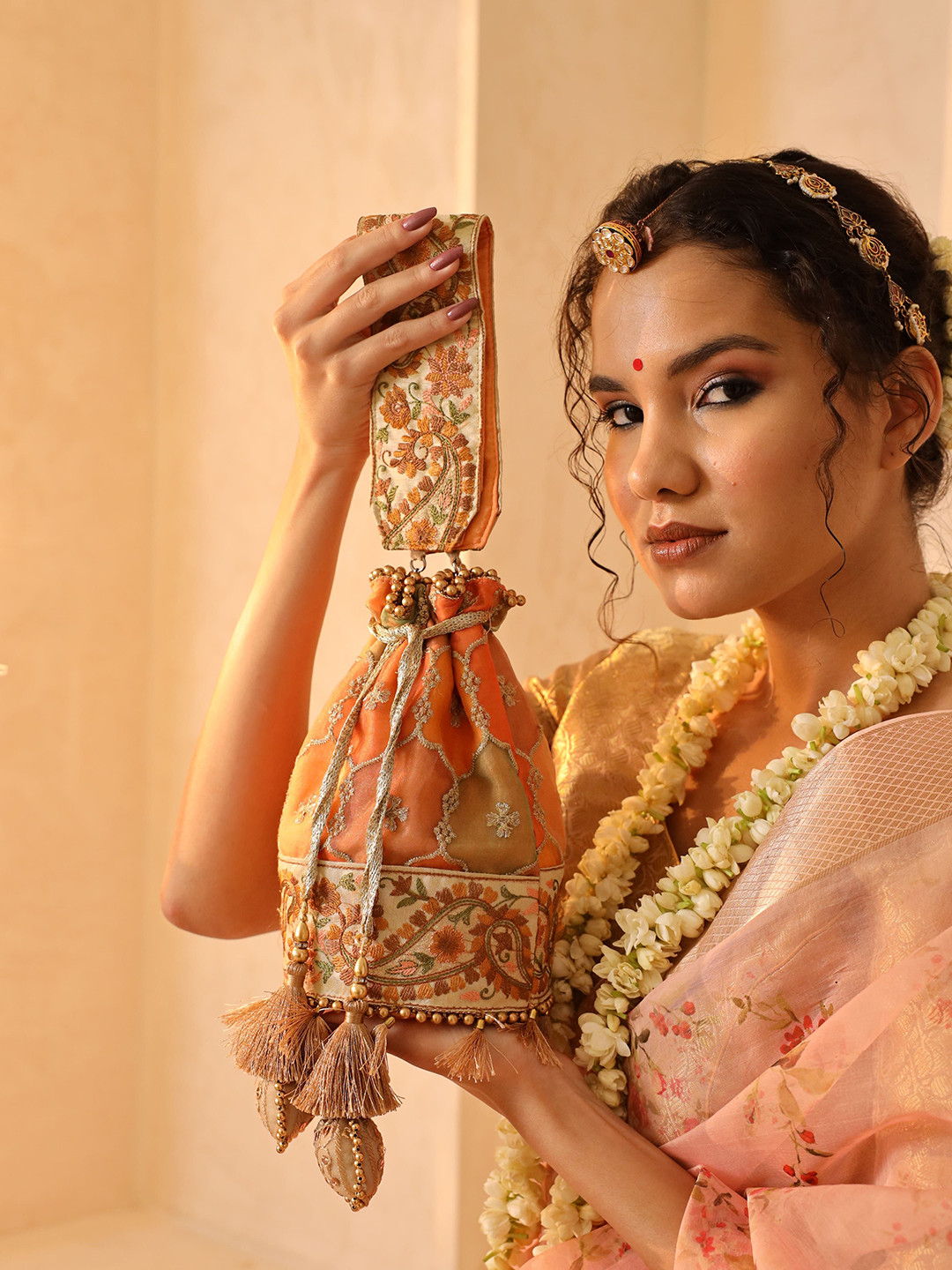 

THE TAN CLAN Embroidered Potli Clutch, Gold