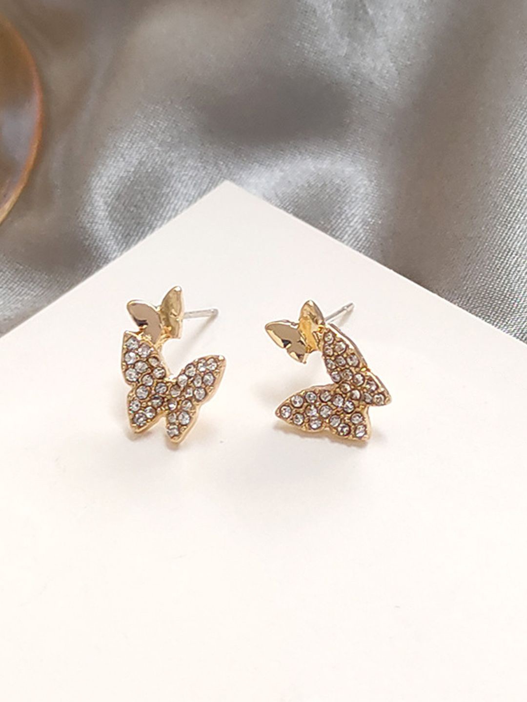 

FIMBUL Gold Plated Cubic Zirconia Animal Shaped Studs