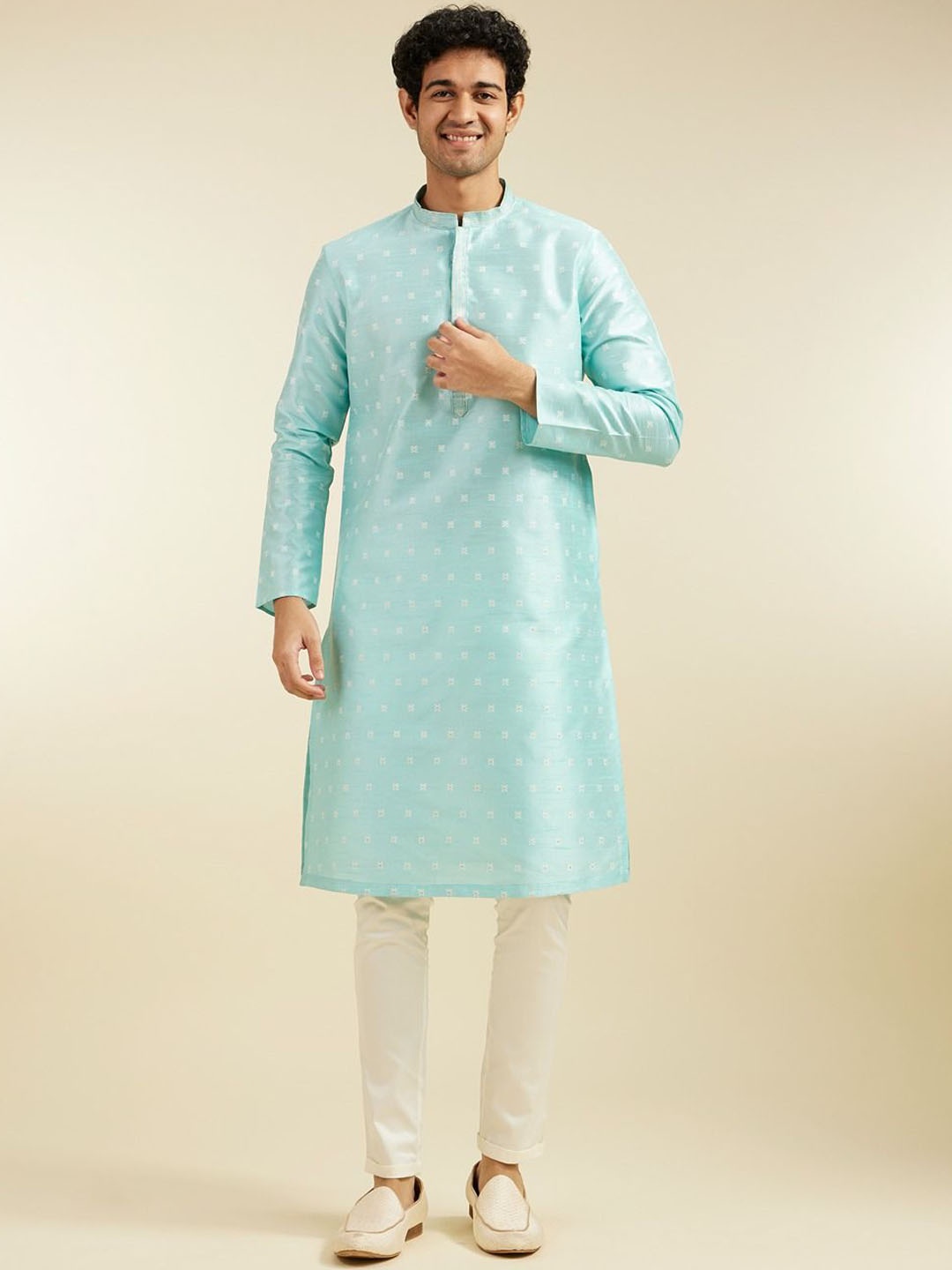 

Diwas by Manyavar Men Geometric Woven Design Mandarin Collar Straight Kurta, Sea green