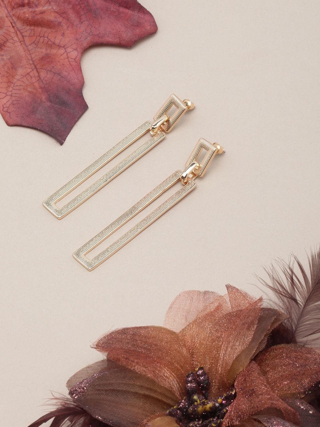 

KPOP Contemporary Drop Earrings, Gold