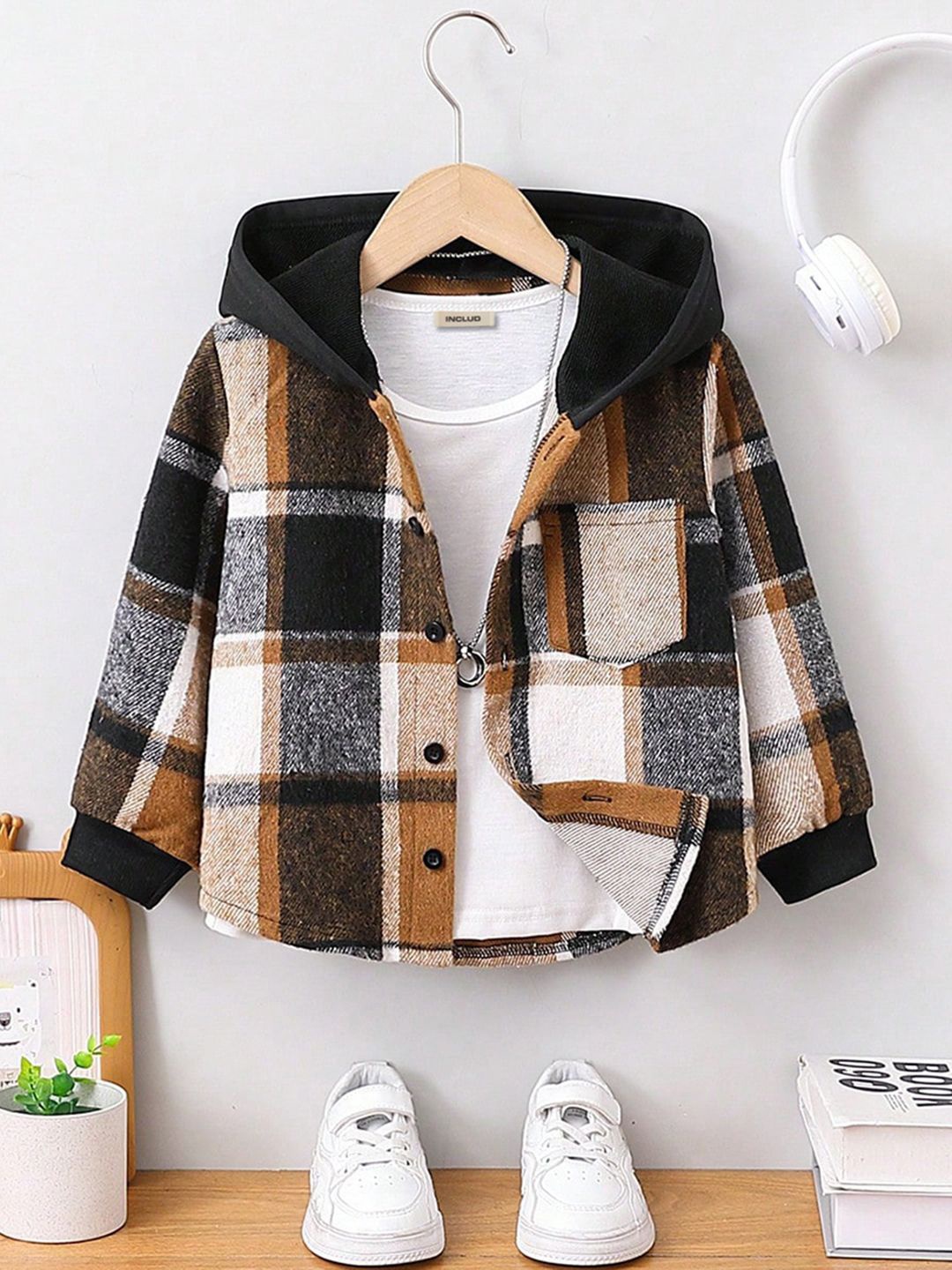 

INCLUD Girls Checked Open Front Jacket, Brown