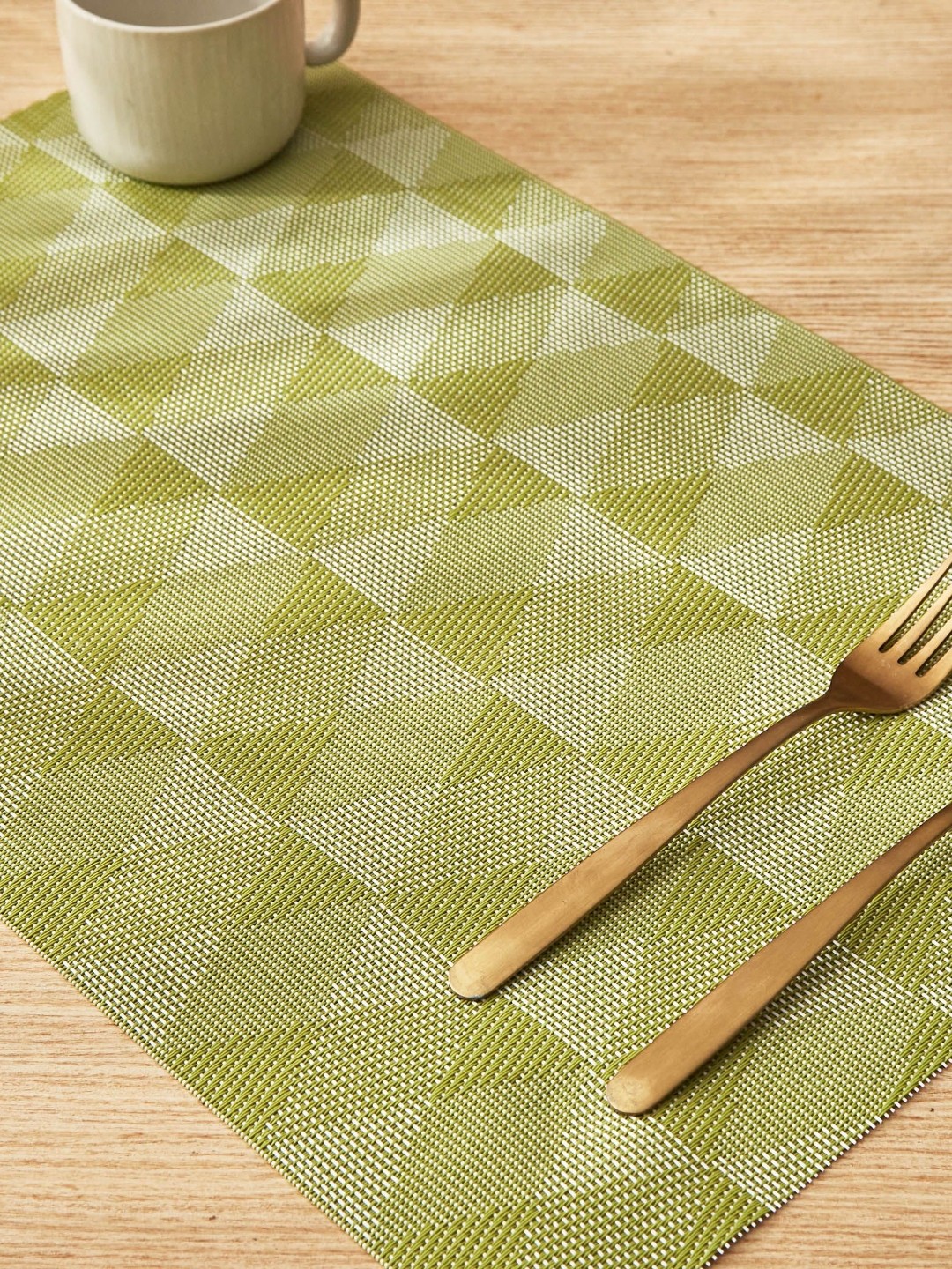 

Home Centre 6Pcs Green Textured Table Placemats