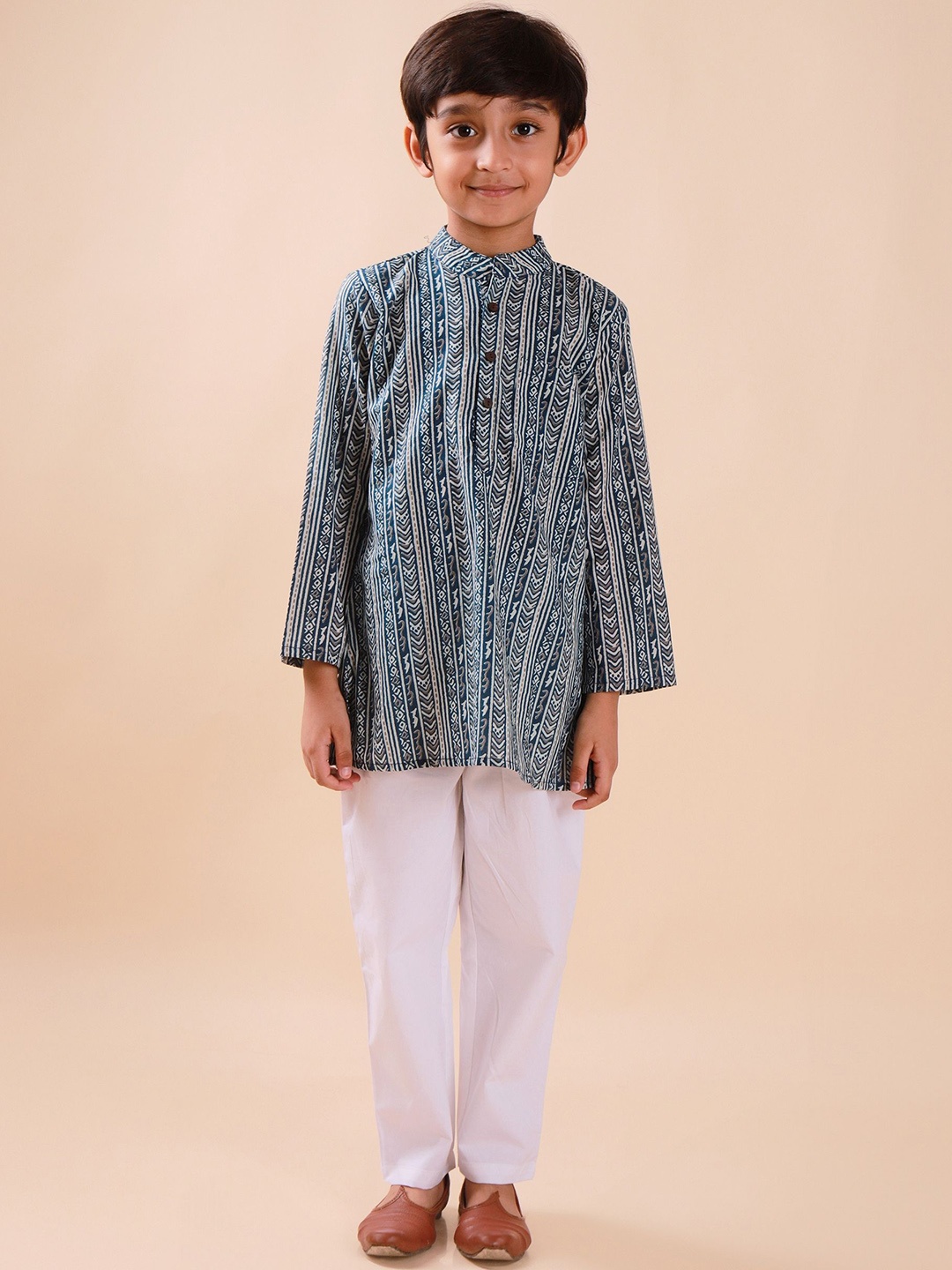 

Sangria Boys Printed Pure Cotton Straight Kurtas, Blue