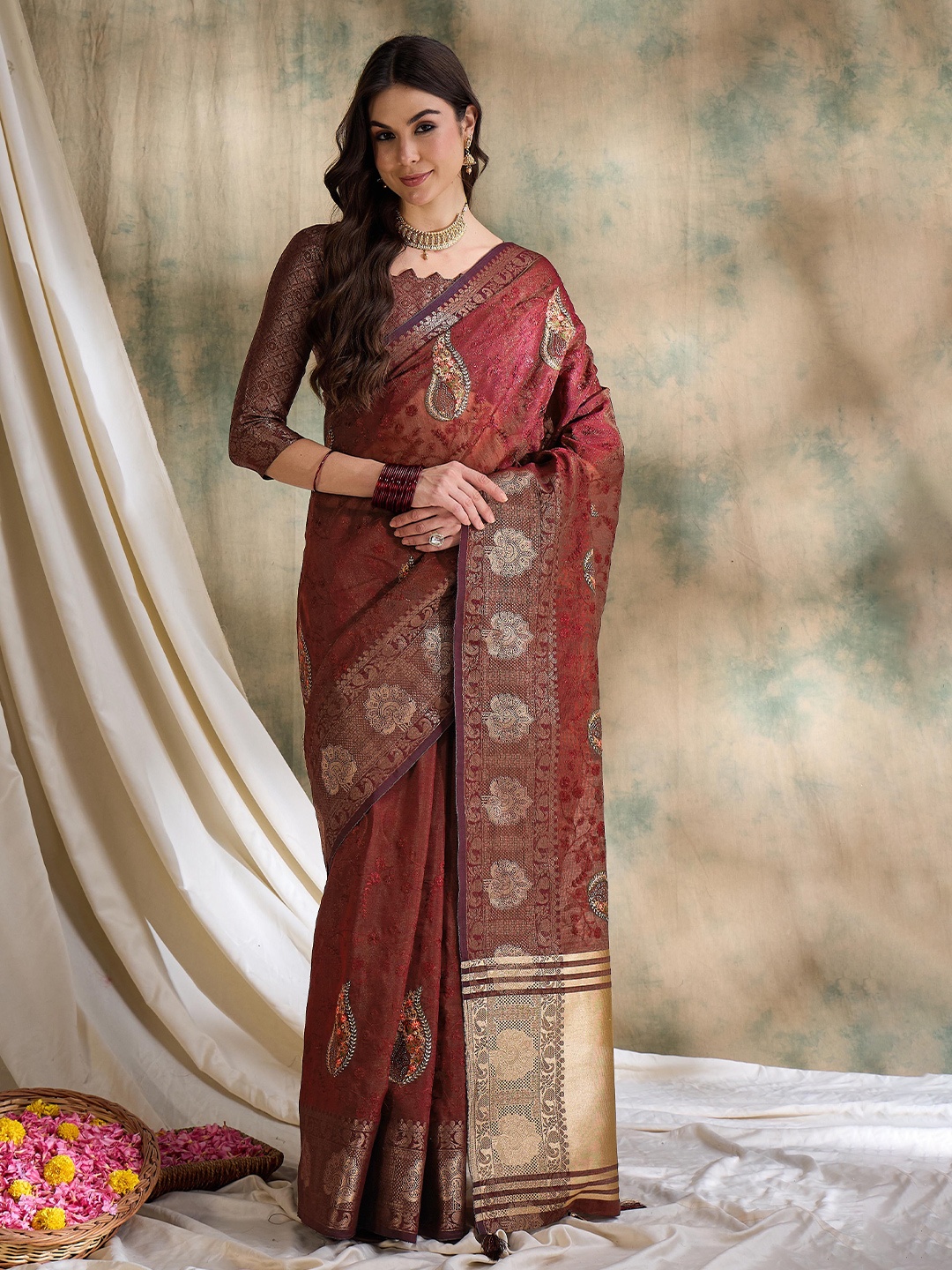 

Sangria Embroidered Saree With Blouse Piece, Rust