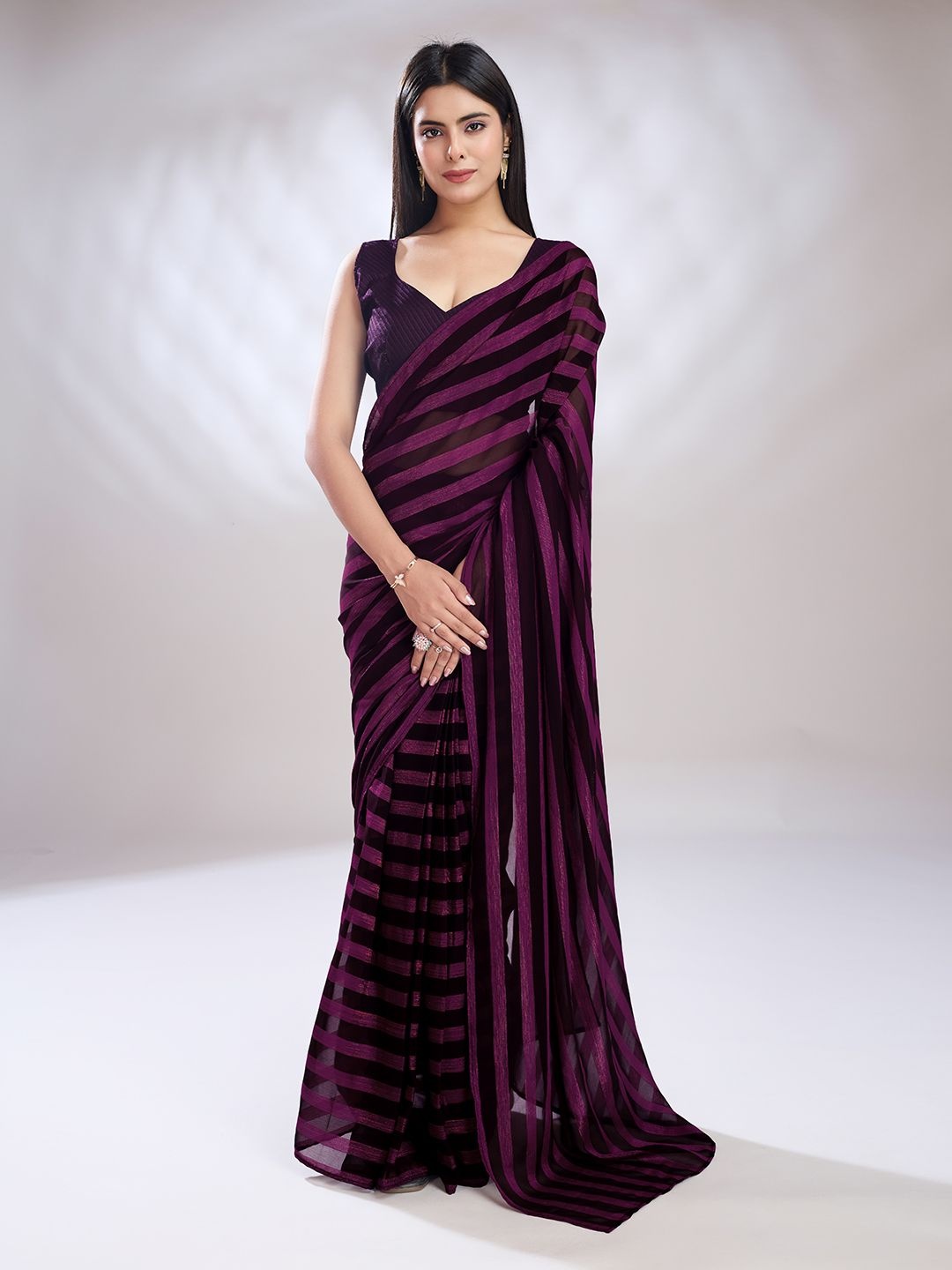 

Rekha Maniyar Woven Design Poly Georgette Ready to Wear Leheriya Saree, Magenta