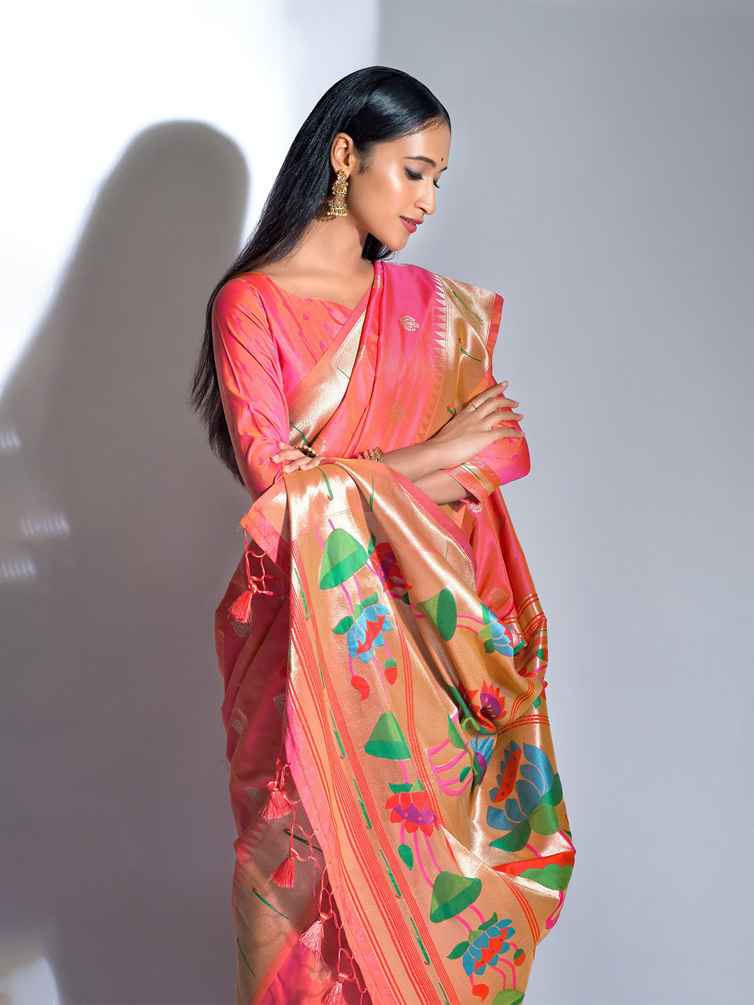 

Kandora Woven Design Zari Pure Silk Banarasi Saree, Peach