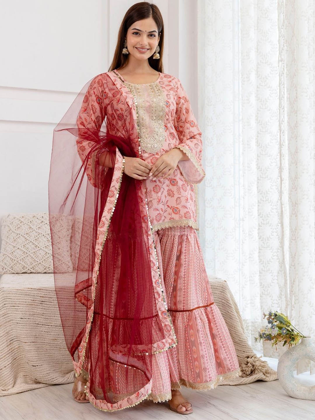 

Jaipurite Women Floral Embroidered Kurta with Sharara & With Dupatta, Pink