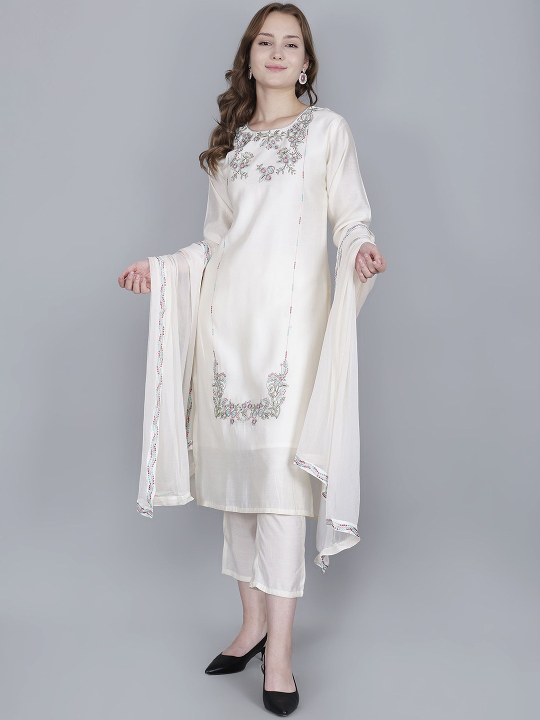 

FASHIRE Women Floral Embroidered Regular Mirror Work Kurta with Trousers & Dupatta, White