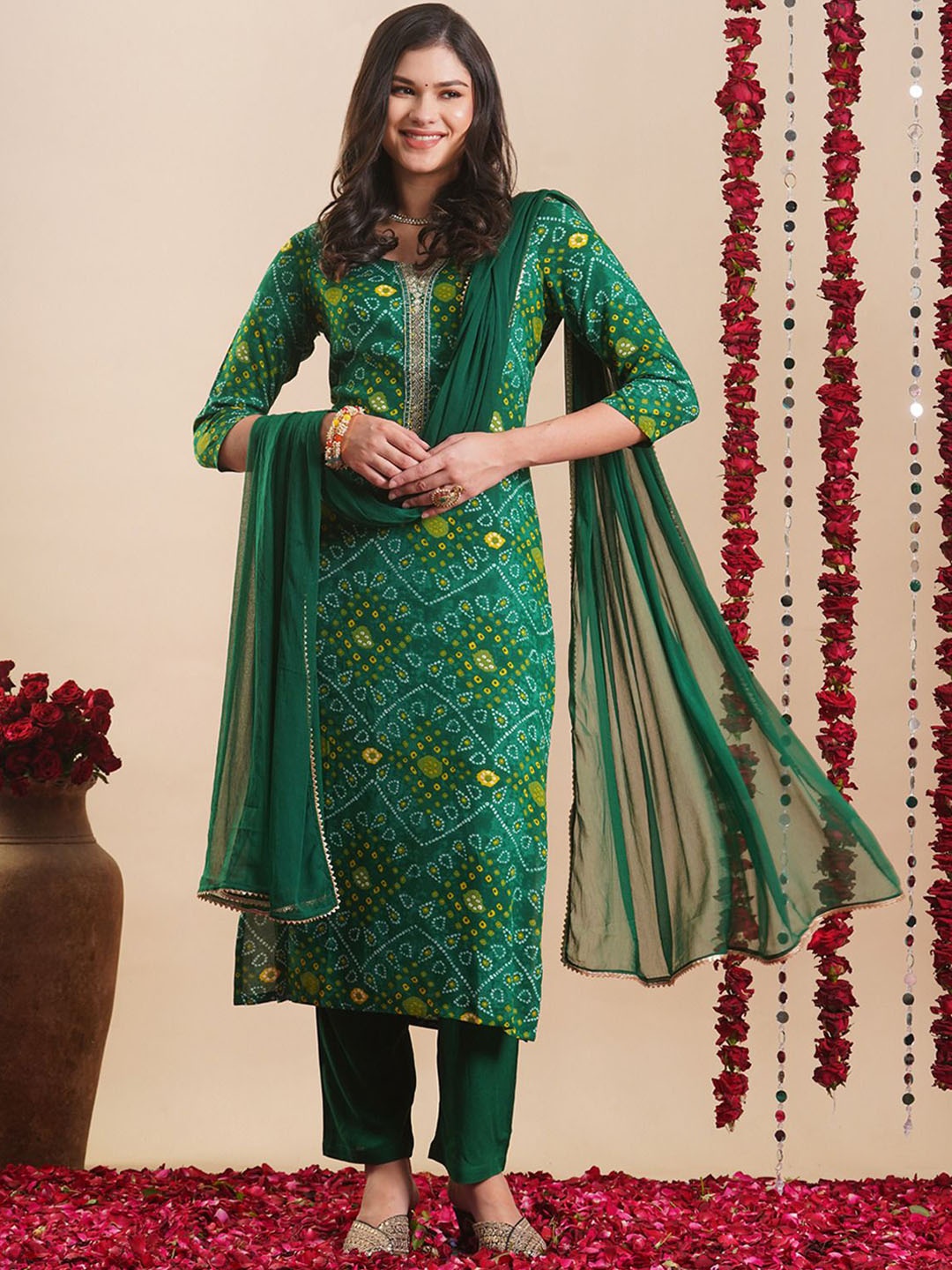 

GoSriKi Bandhani Printed Regular Beads Work Kurta With Trousers With Dupatta, Green