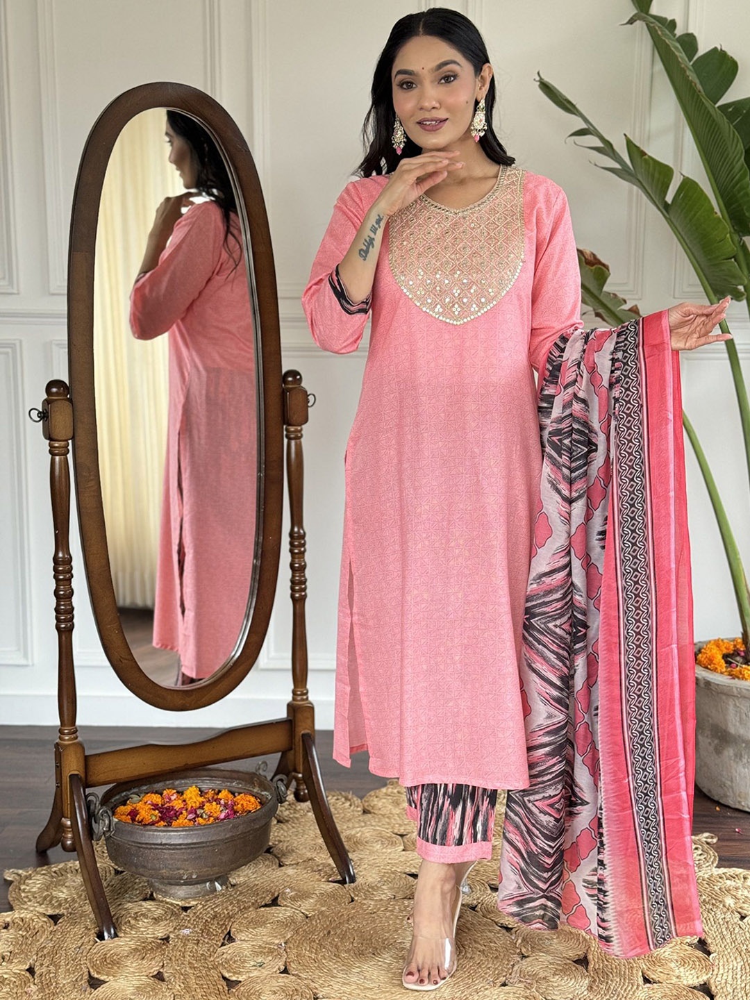 

KALINI Geometric Printed Regular Thread Work Straight Kurta With Trouser With Dupatta, Pink