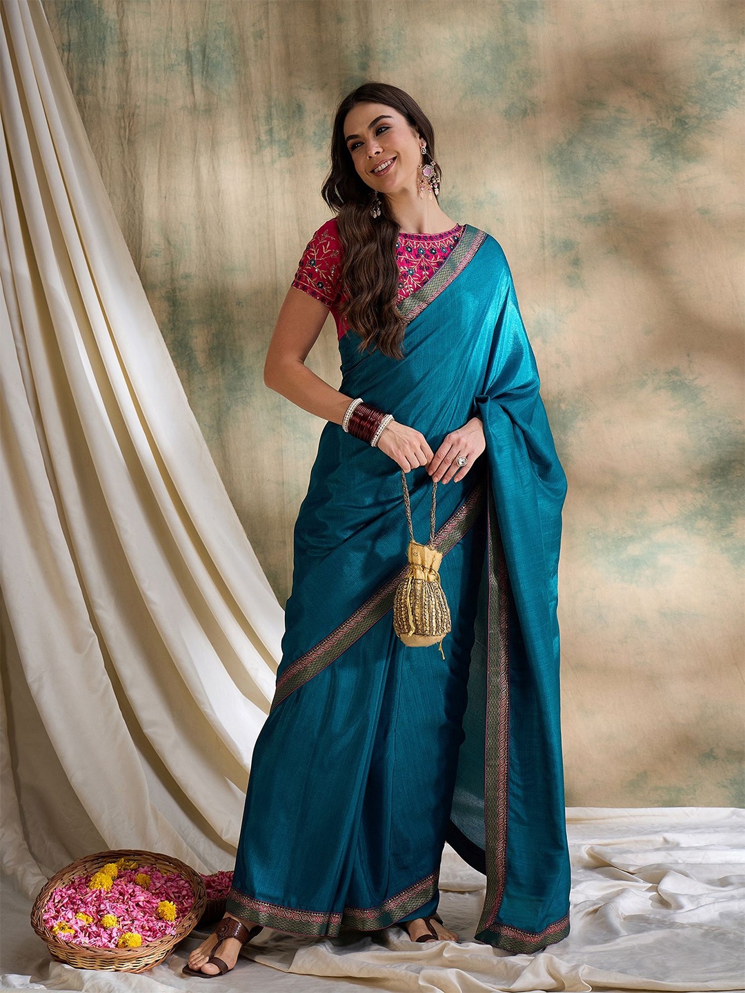 

Sangria Floral Embroidered Saree, Green