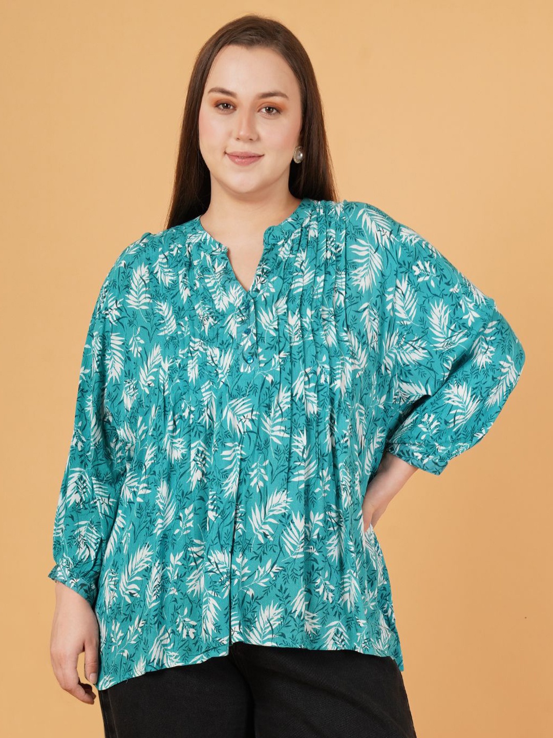 

Sztori Women Tropical Printed Mandarin Collar Plus Size Top, Green