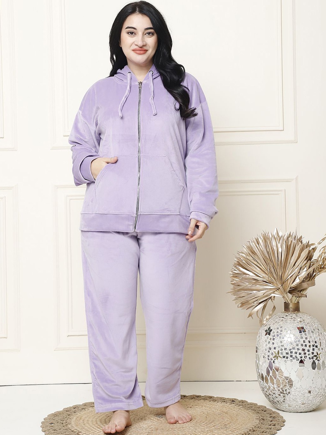 

TAG 7 Women Solid Velvet Night suit, Lavender