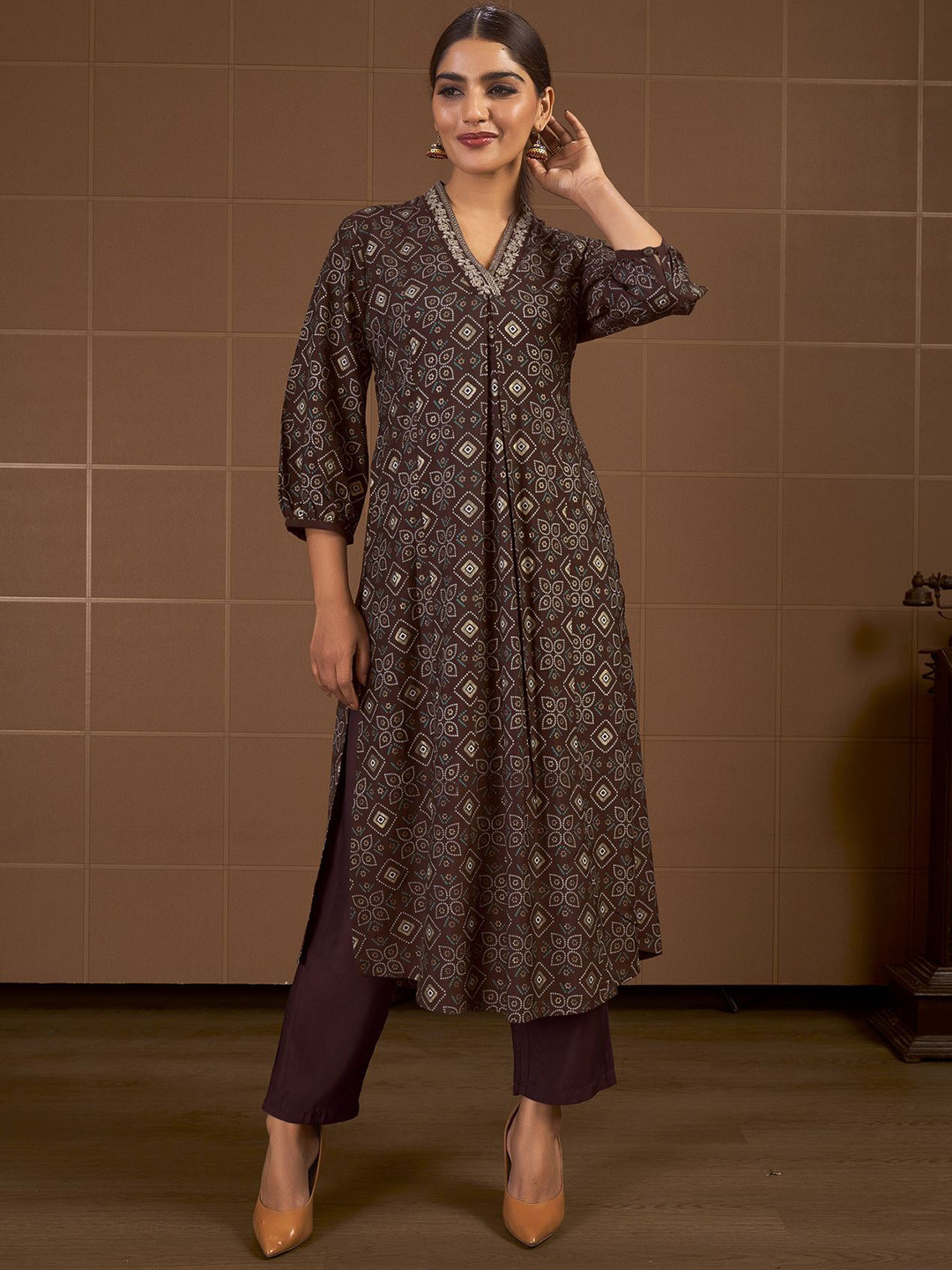 

Laxmipati Women Bandhani Embroidered Summer Sheers Kurta, Brown