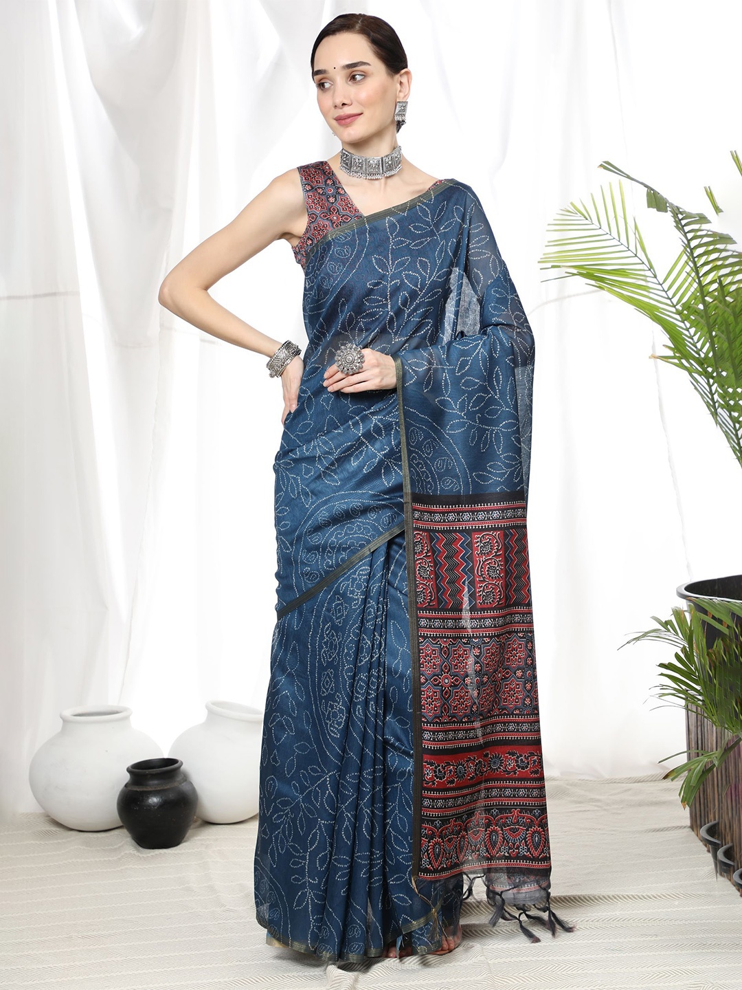 

Kandora Bandhani Zari Pure Cotton Saree, Blue