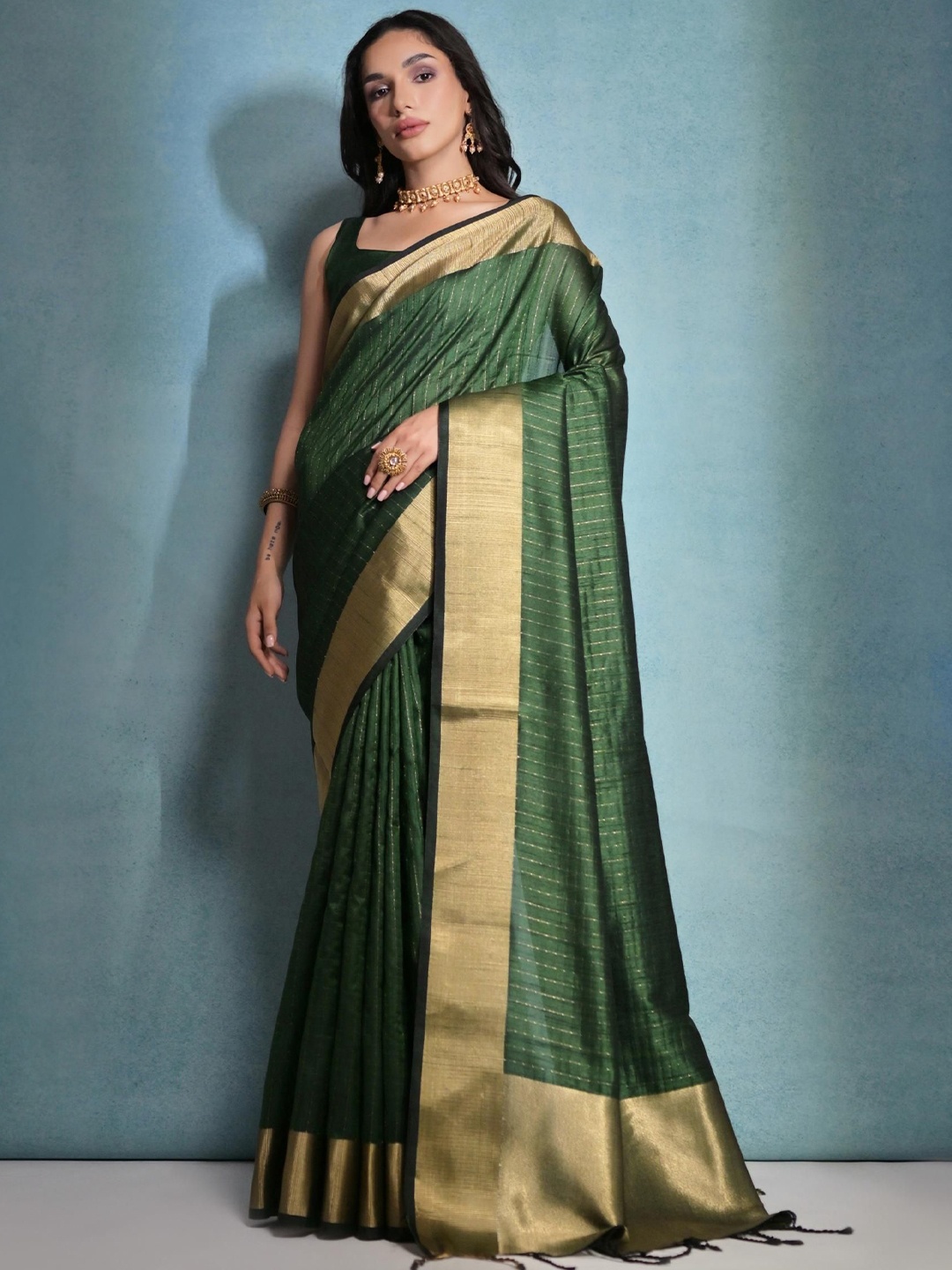 

Kandora Woven Design Zari Pure Silk Banarasi Saree, Green