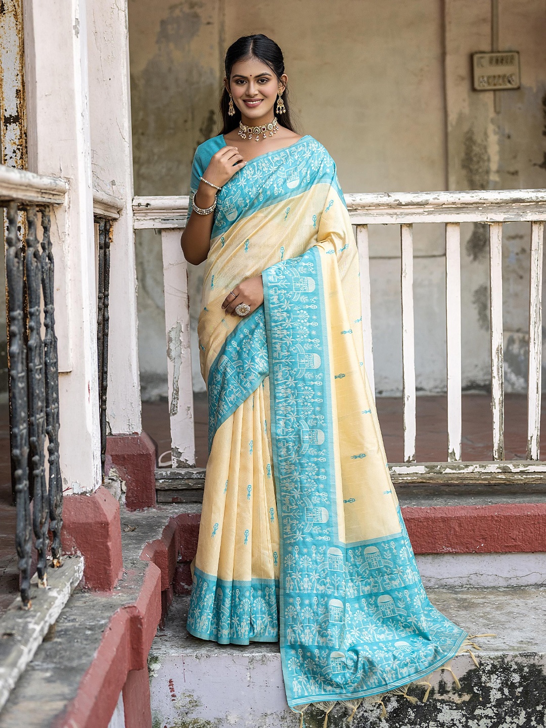 

Kandora Woven Design Zari Pure Silk Saree, Cream