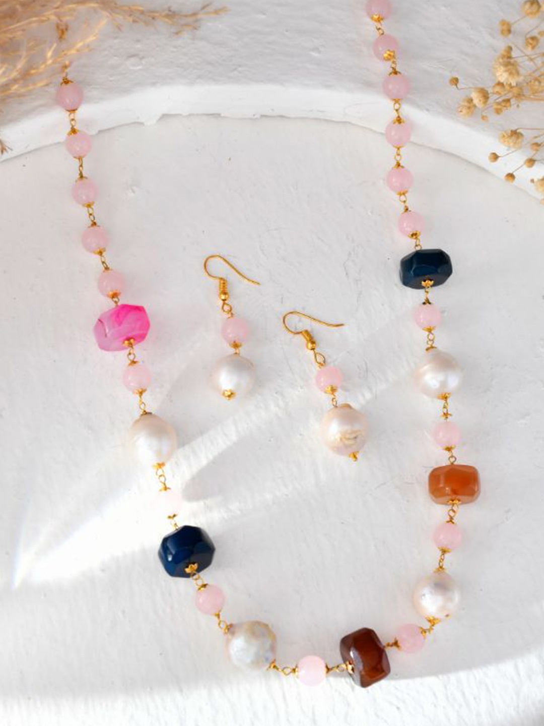 

DASTOOR Brass Plated Beaded Necklace and Earrings, Gold