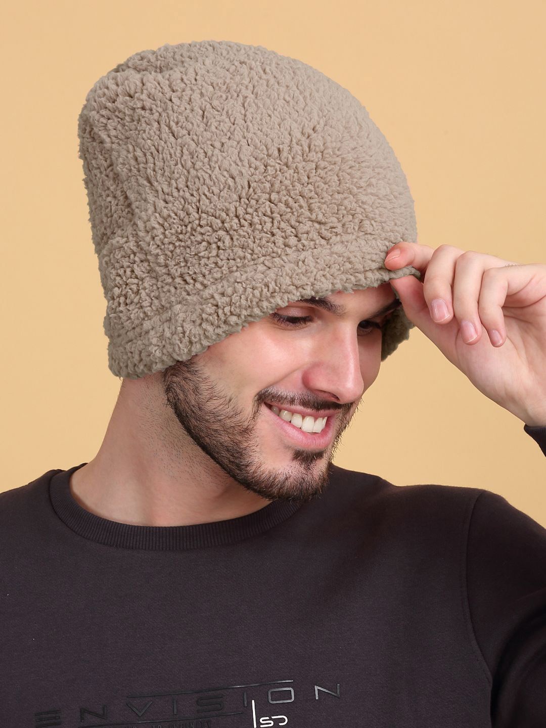 

KLOTTHE Men Woollen Beanie Caps, Beige