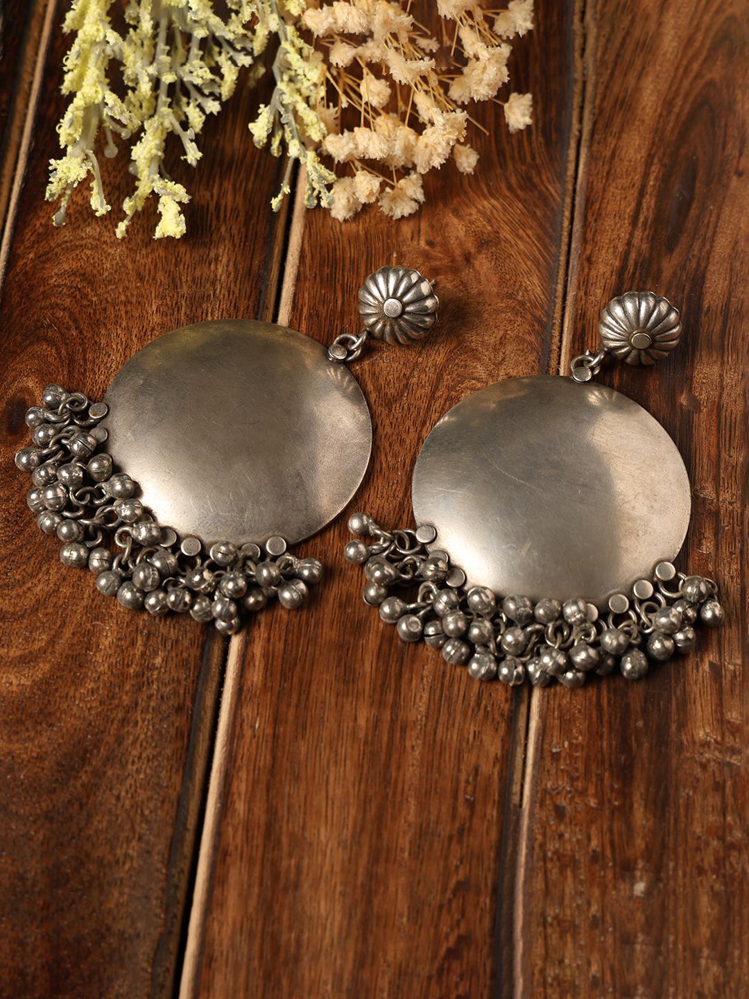 

VENI 92.5 Silver-Plated Oxidised Floral Drop Earrings