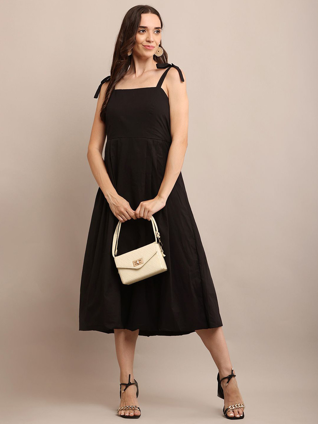 

ROZANAJAIPUR Women Solid Cotton Shoulder Straps A-Line Dress, Black