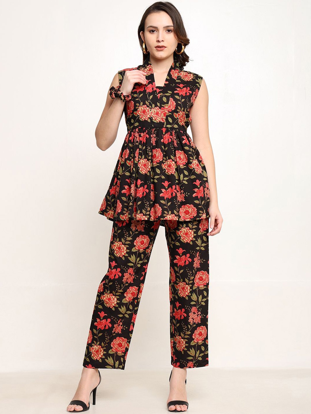 

CORDSET Floral Printed V-Neck Sleeveless Pure Cotton Tunic With Trouser, Black