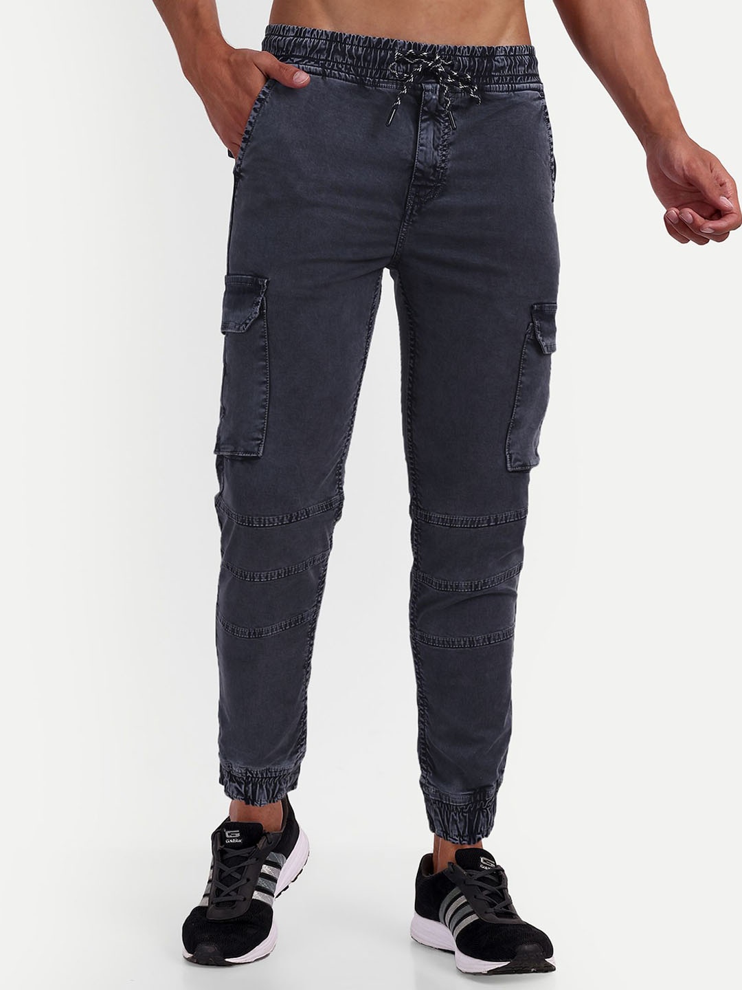 

MEGHZ Men Jogger Six Pocket Denim Jeans, Grey