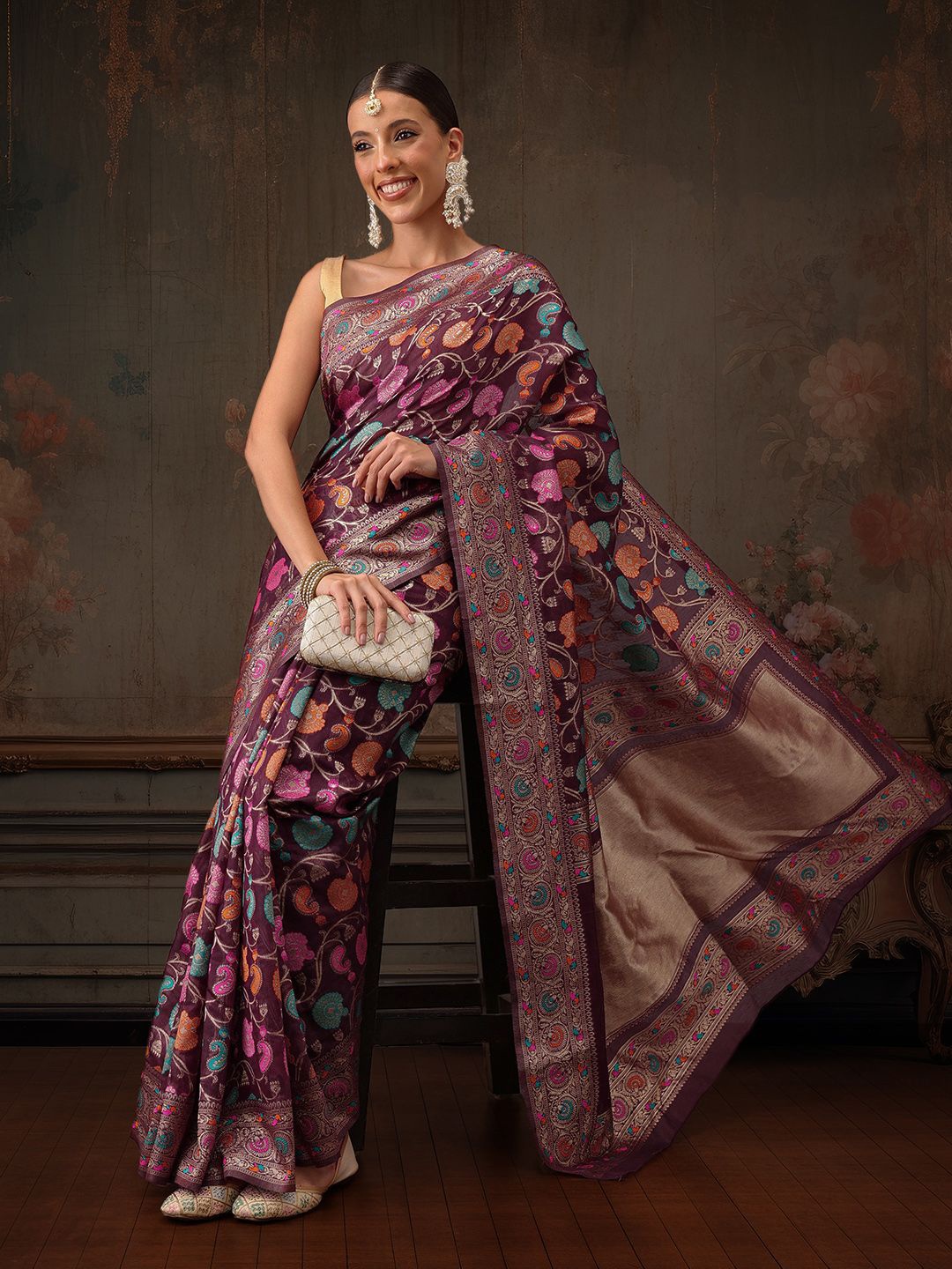 

Silk Land Women Floral Zari Pure Cotton Saree, Purple