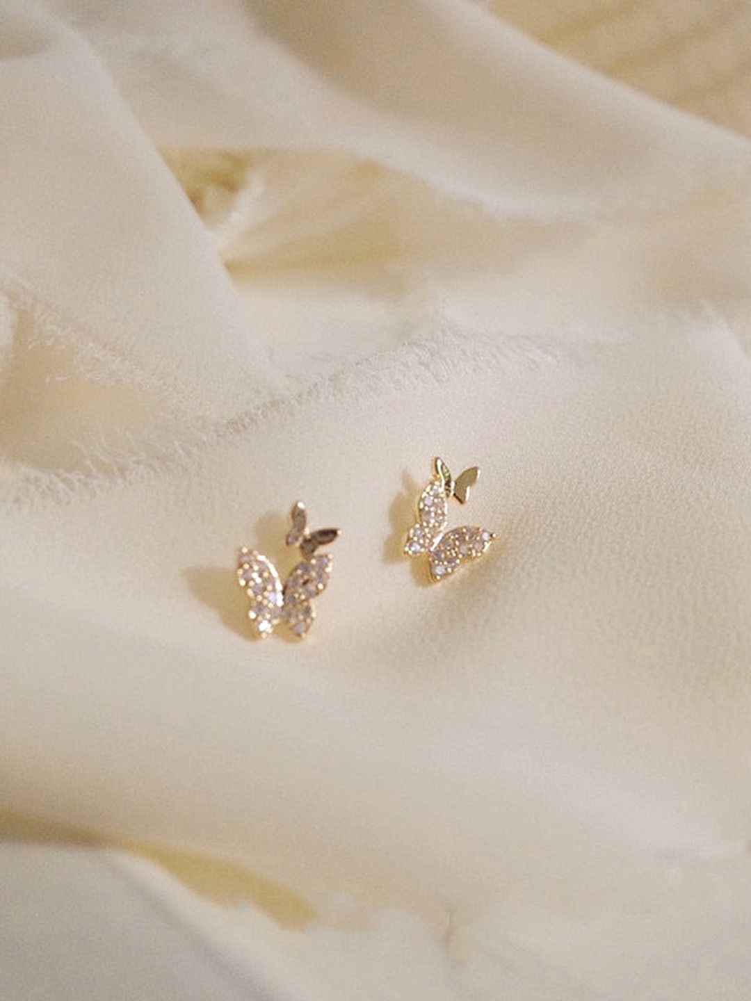 

Krelin Gold-Plated Stainless Steel Glitter Zircon Crystal Butterfly Shaped Studs