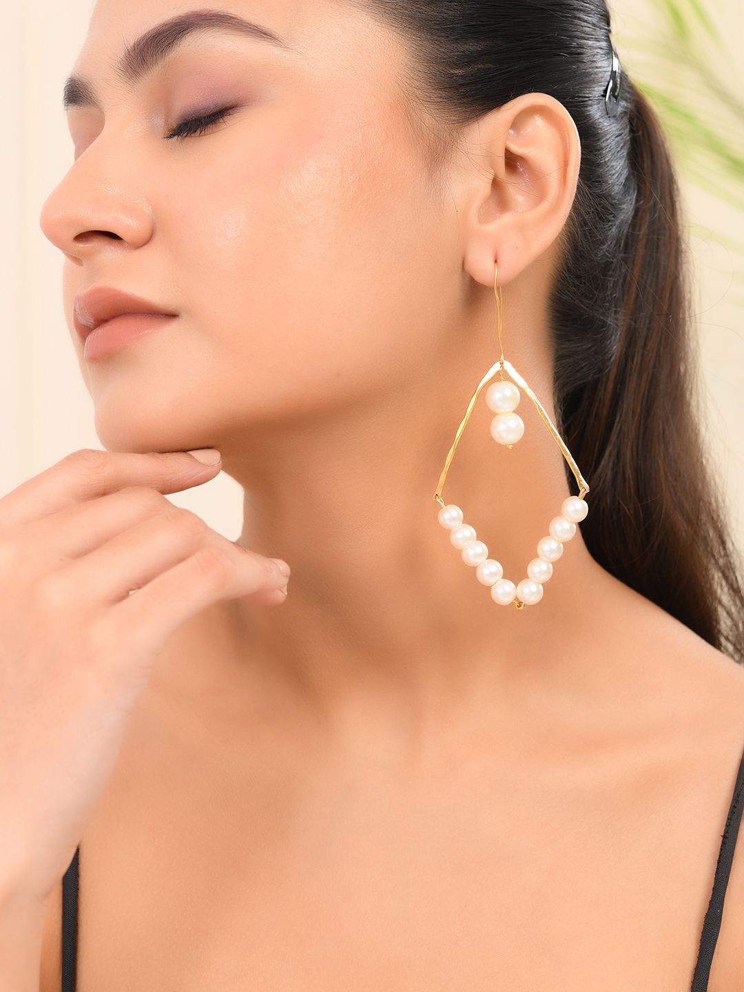 

Silvermerc Designs Gold-Plated Pearls Beaded Geometric Shaped Drop Earrings
