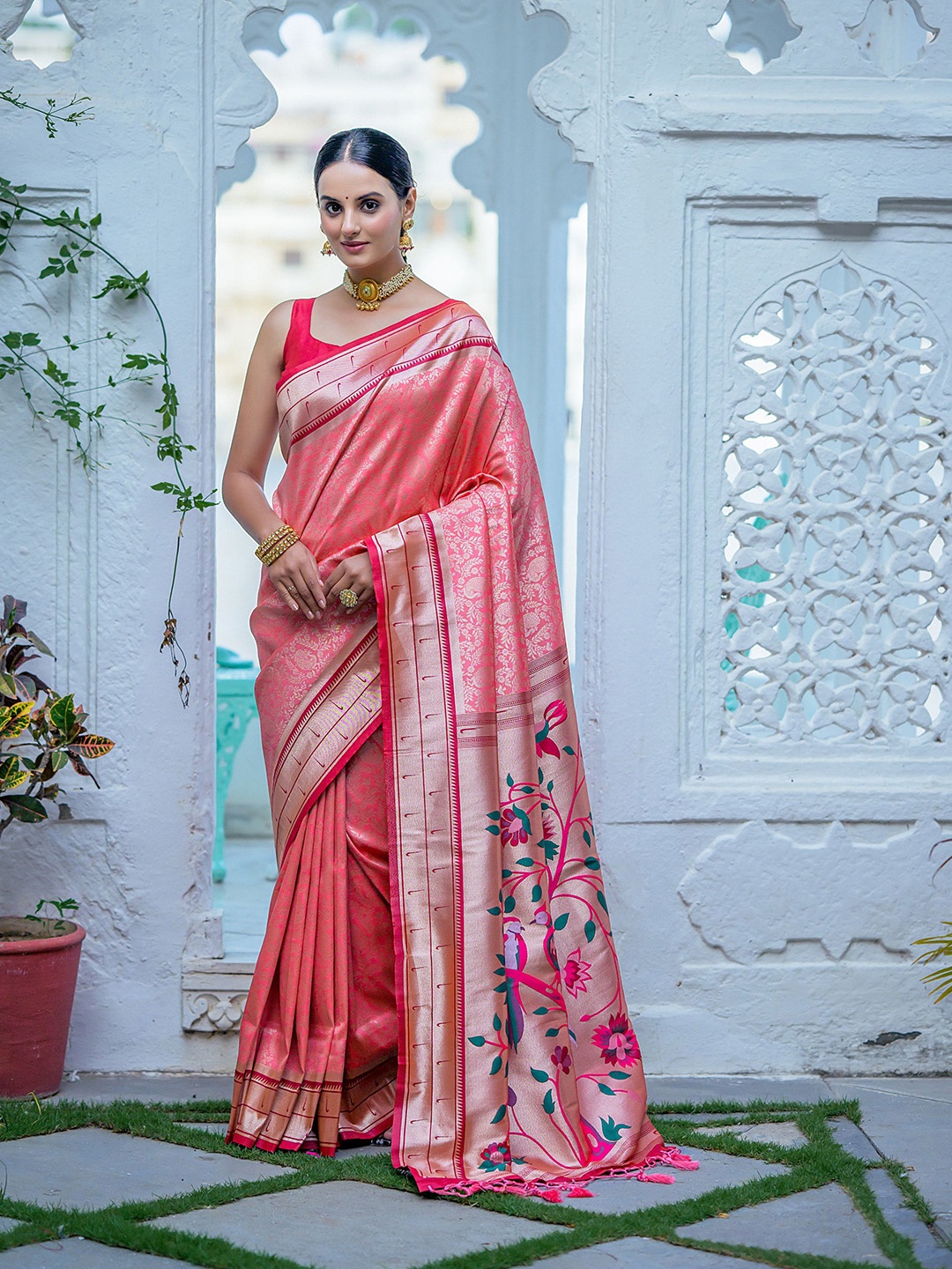 

Kandora Ethnic Motifs Zari Pure Silk Kanjeevaram Saree, Red
