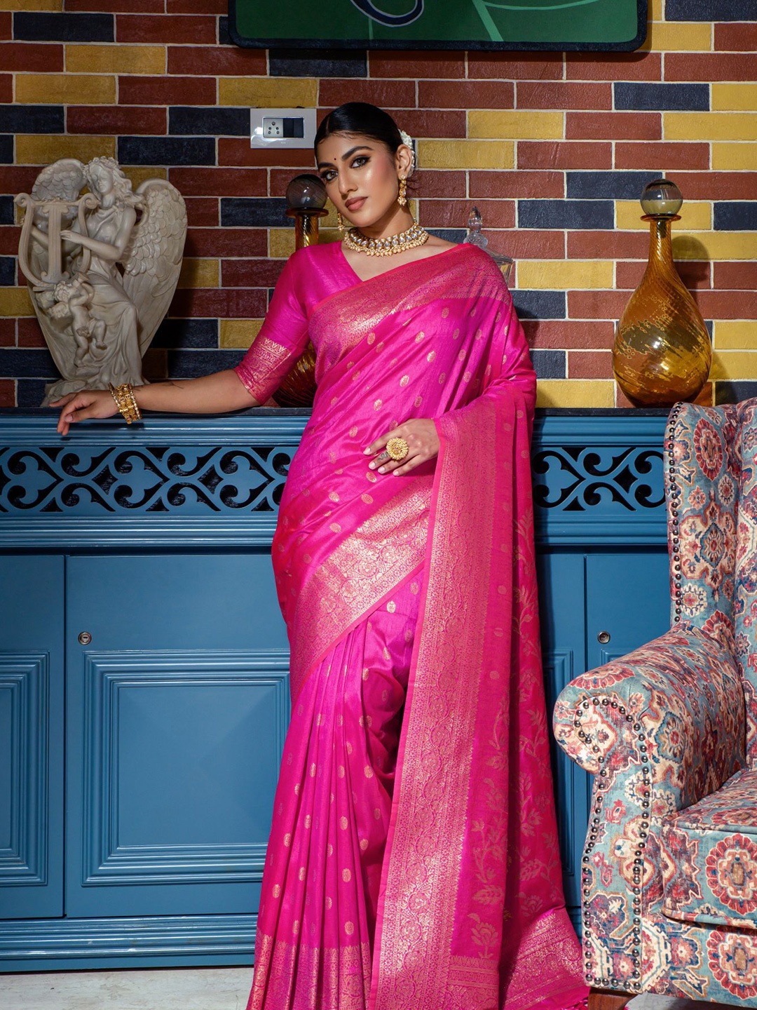 

Kandora Woven Design Zari Pure Silk Banarasi Saree, Pink