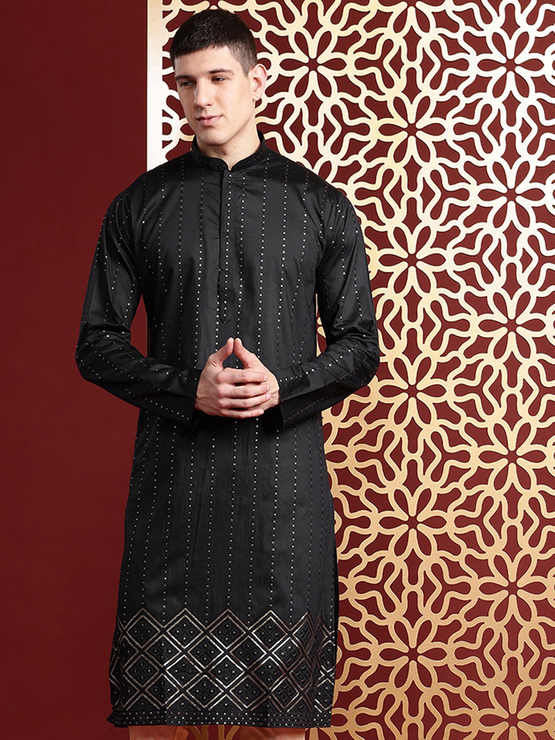 

MANQ Embroidered Mandarin Collar Sequinned Straight Kurta, Black