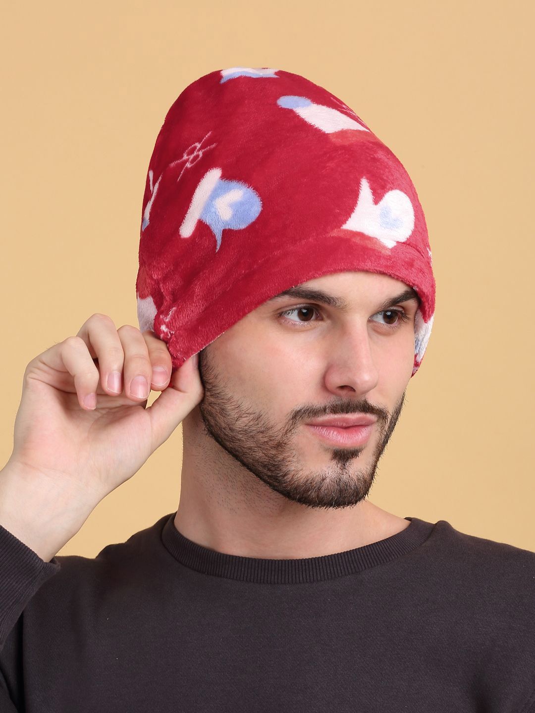 

KLOTTHE Men Printed Woollen Beanie Caps, Red