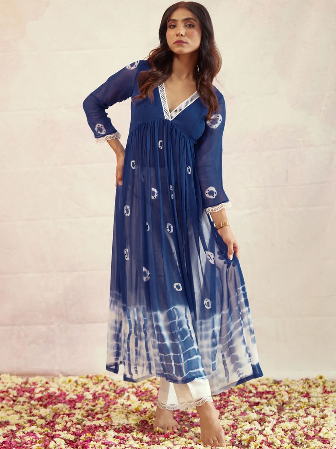 

KALINI Geometric Dyed V-Neck Three-Quarter Sleeves Georgette A-Line Kurta With Trouser, Navy blue