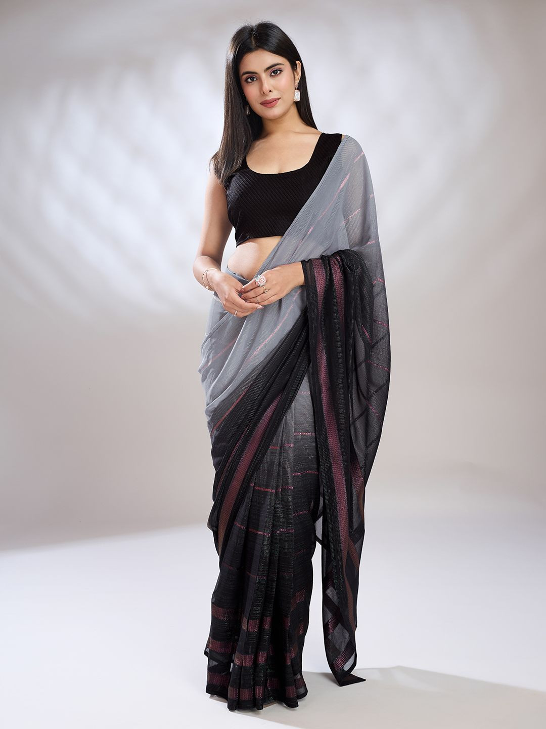 

Rekha Maniyar Woven Design Ready to Wear Saree, Grey