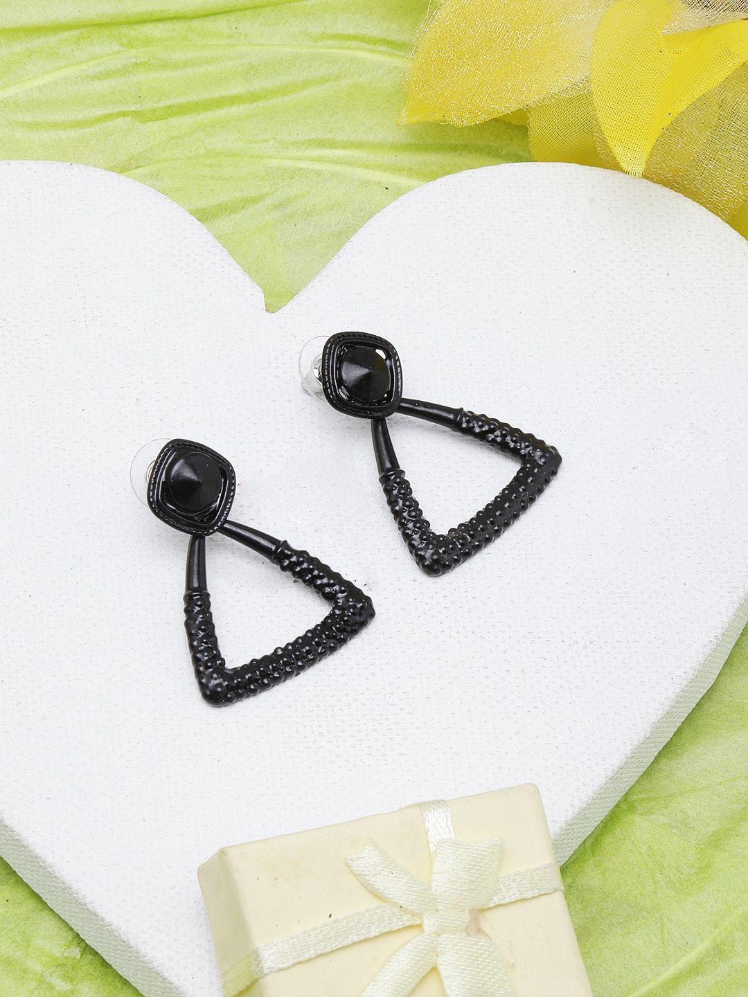 

KPOP Contemporary Drop Earrings, Black