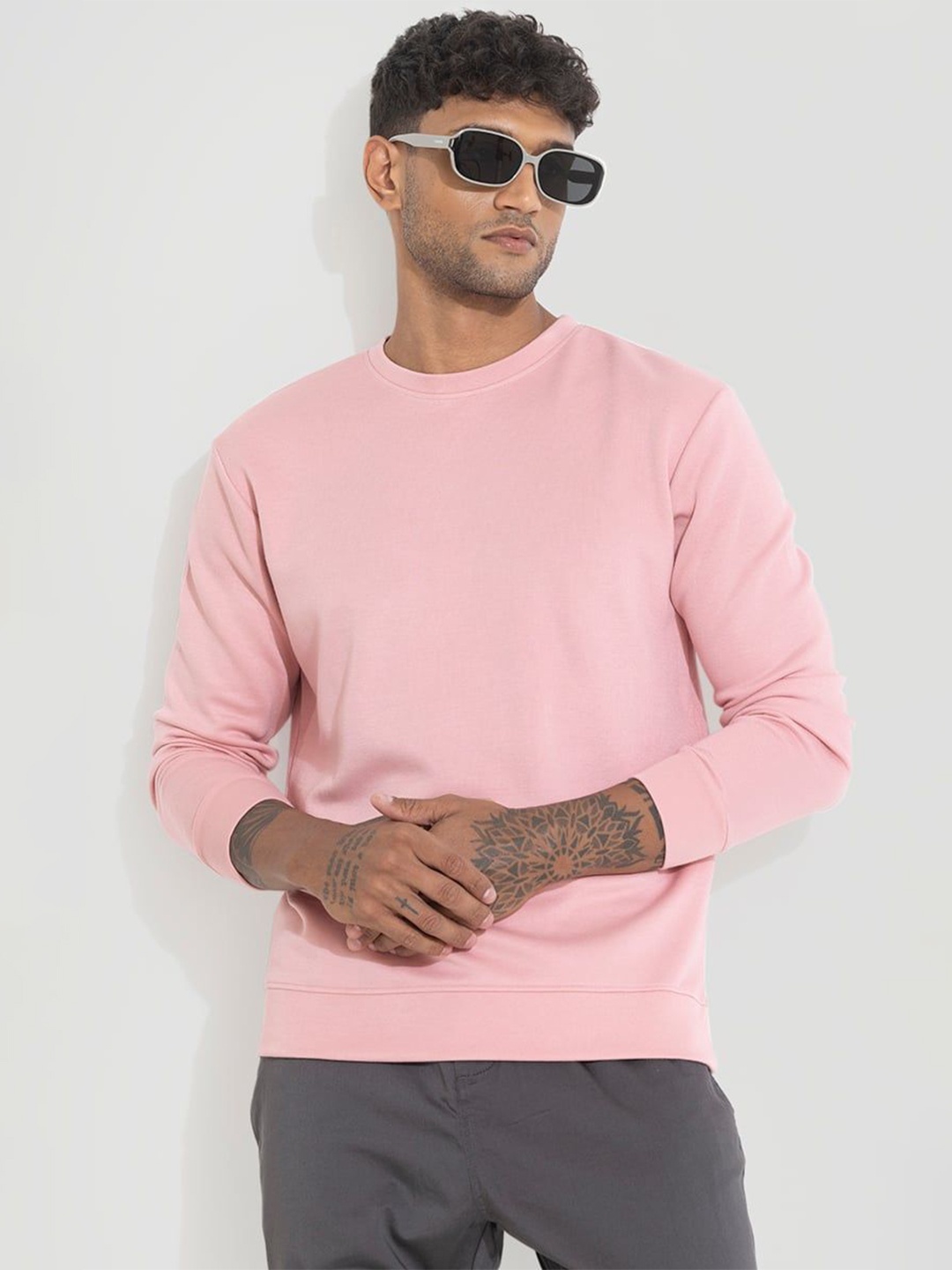 

Snitch Men Solid Round Neck Pullover Sweatshirt, Pink