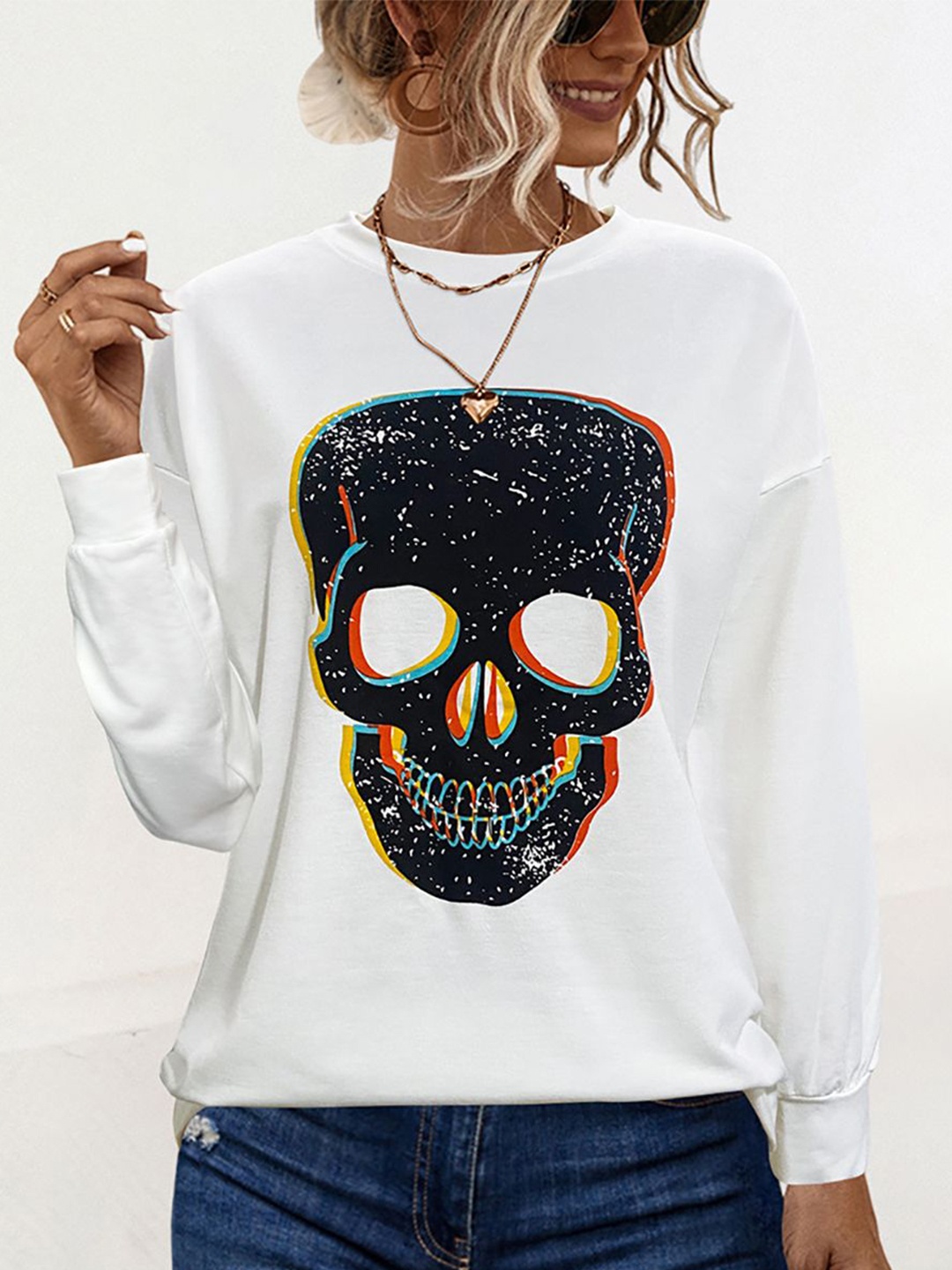 

StyleCast x Revolte Women Graphic Printed Round Neck Pullover Sweatshirt, White